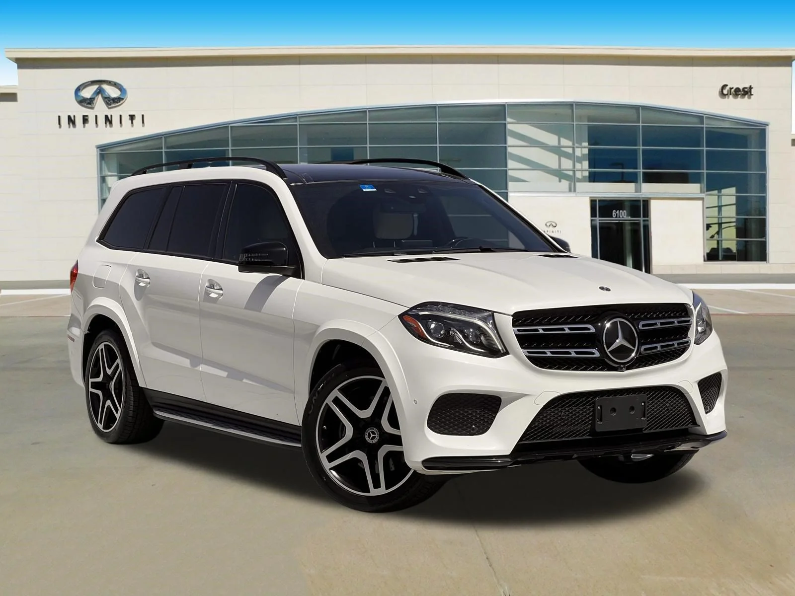 Mercedes-Benz-GLS-1