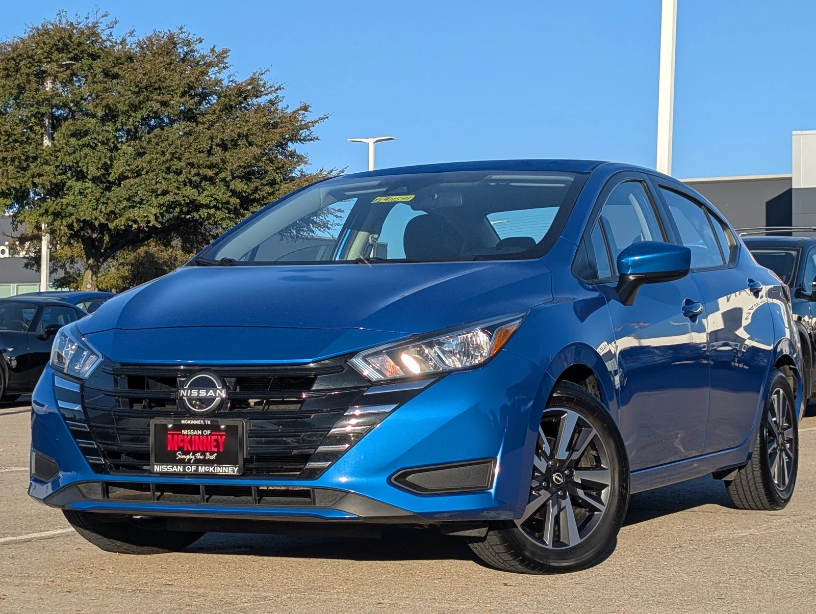 Nissan-Versa-1
