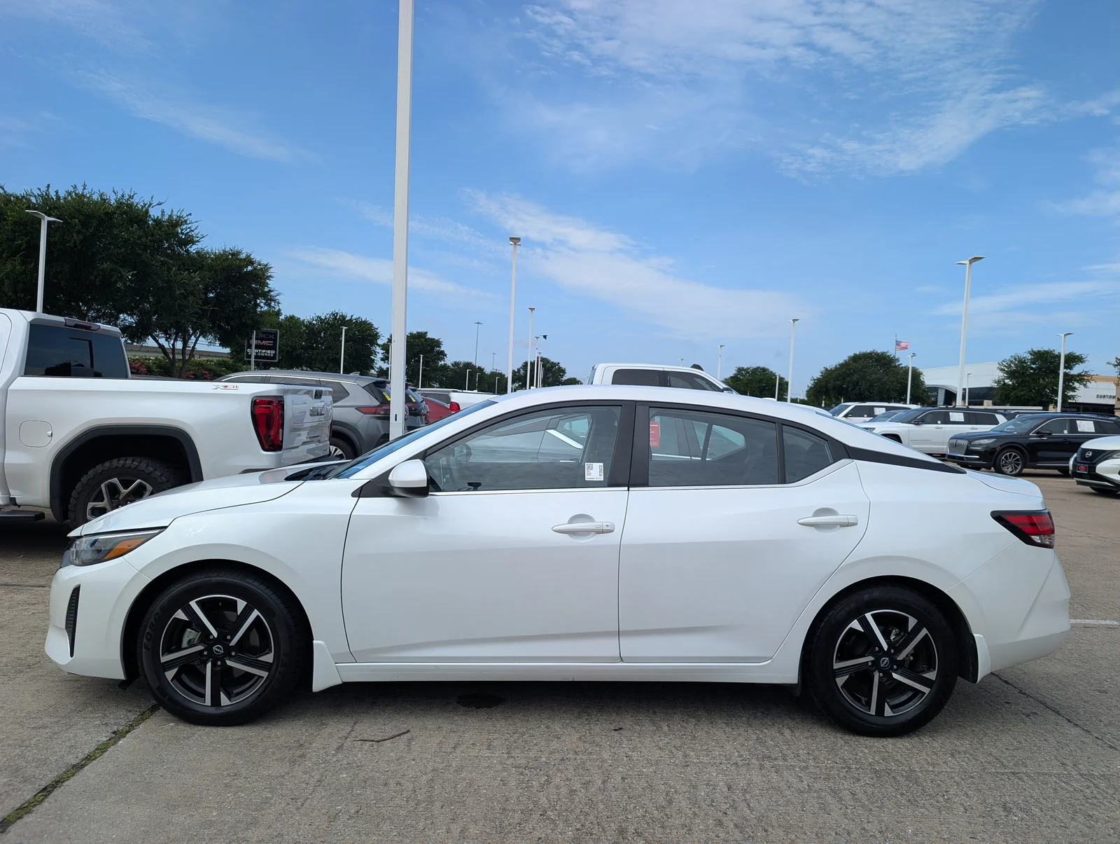 Nissan-Sentra-2
