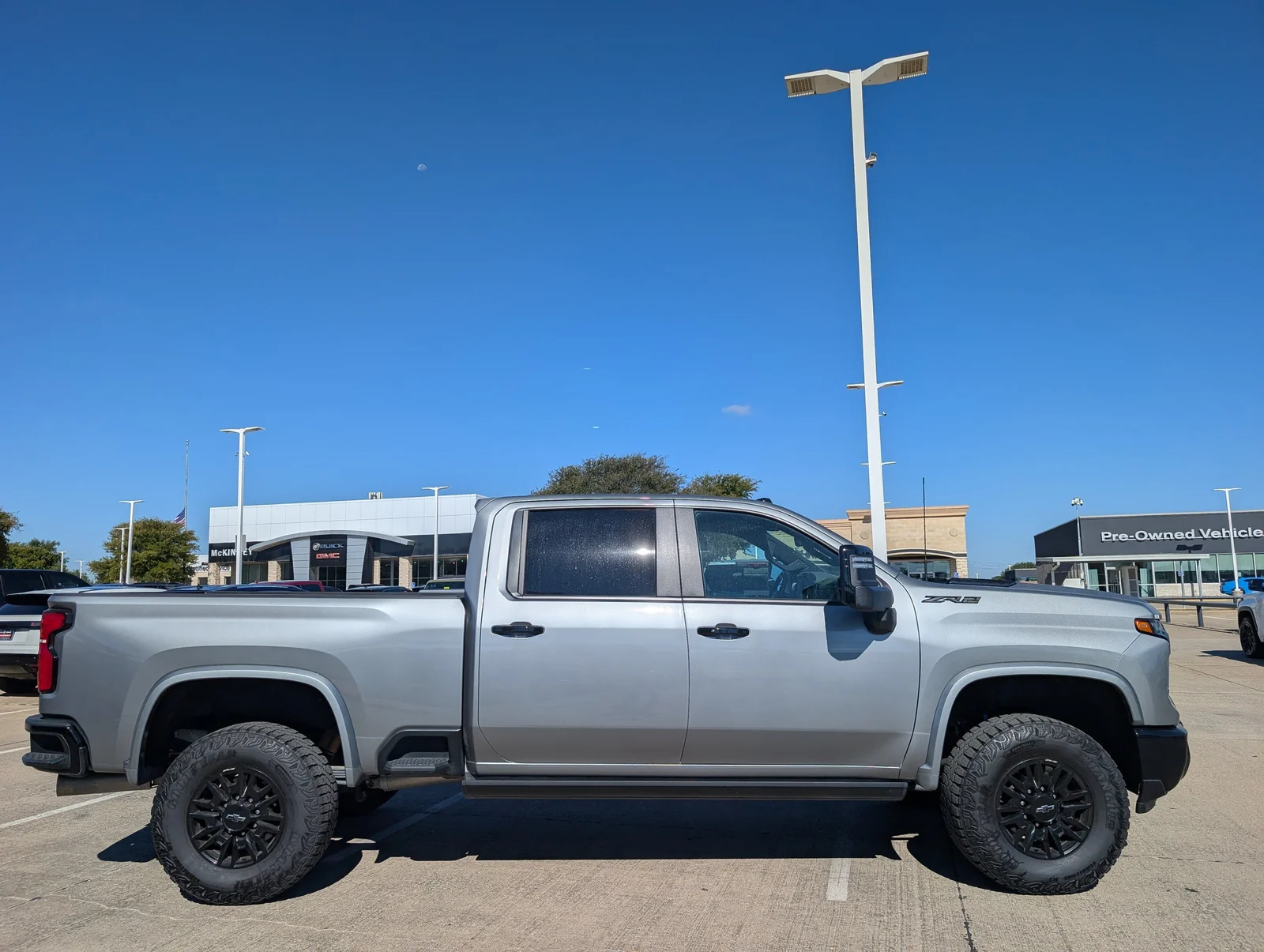 Chevrolet-Silverado 2500HD-2