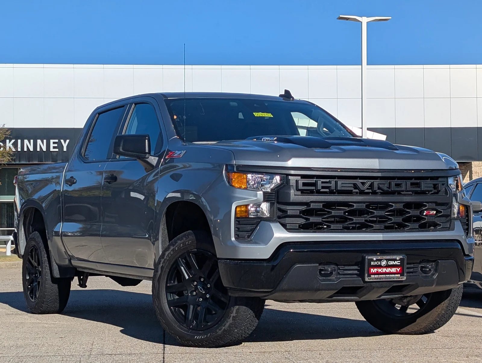Chevrolet-Silverado 1500-1