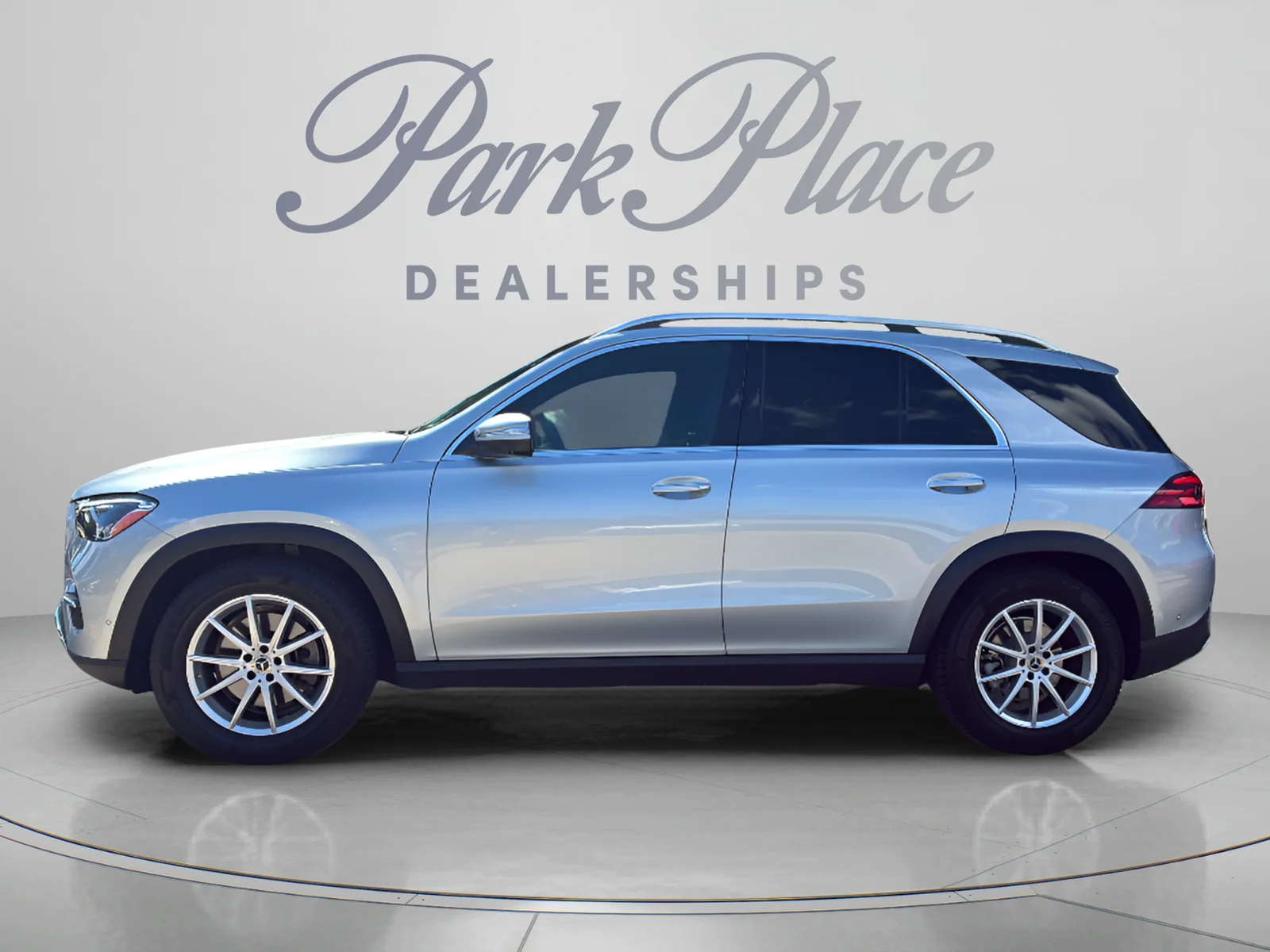 Mercedes-Benz-GLE-1