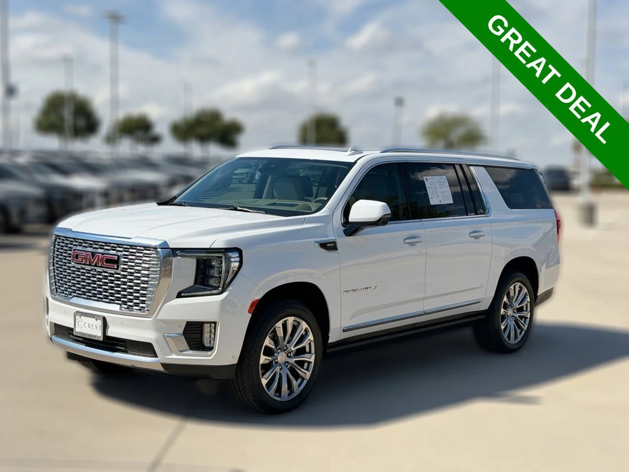 GMC-Yukon XL-1