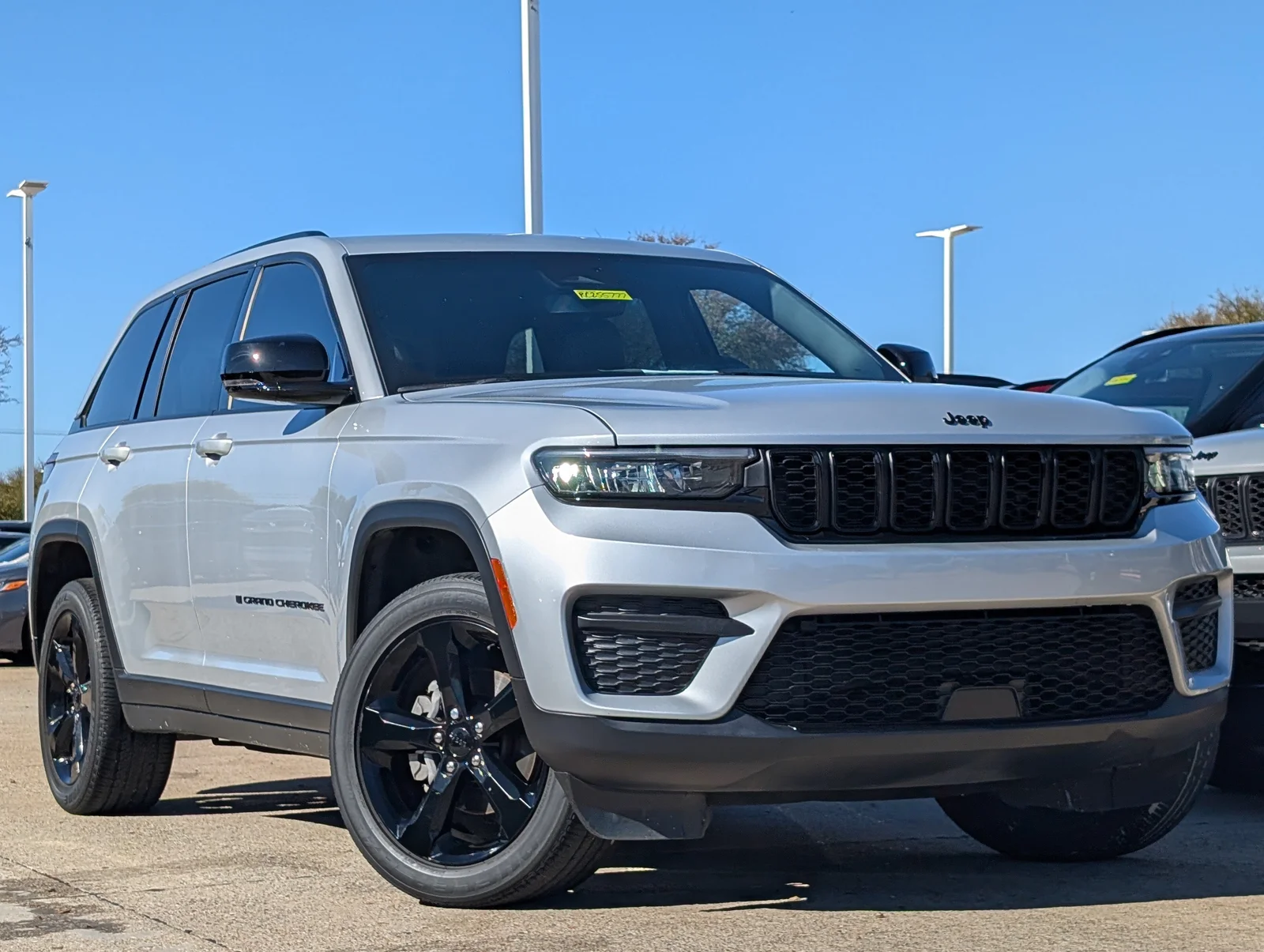 Jeep-Grand Cherokee-1