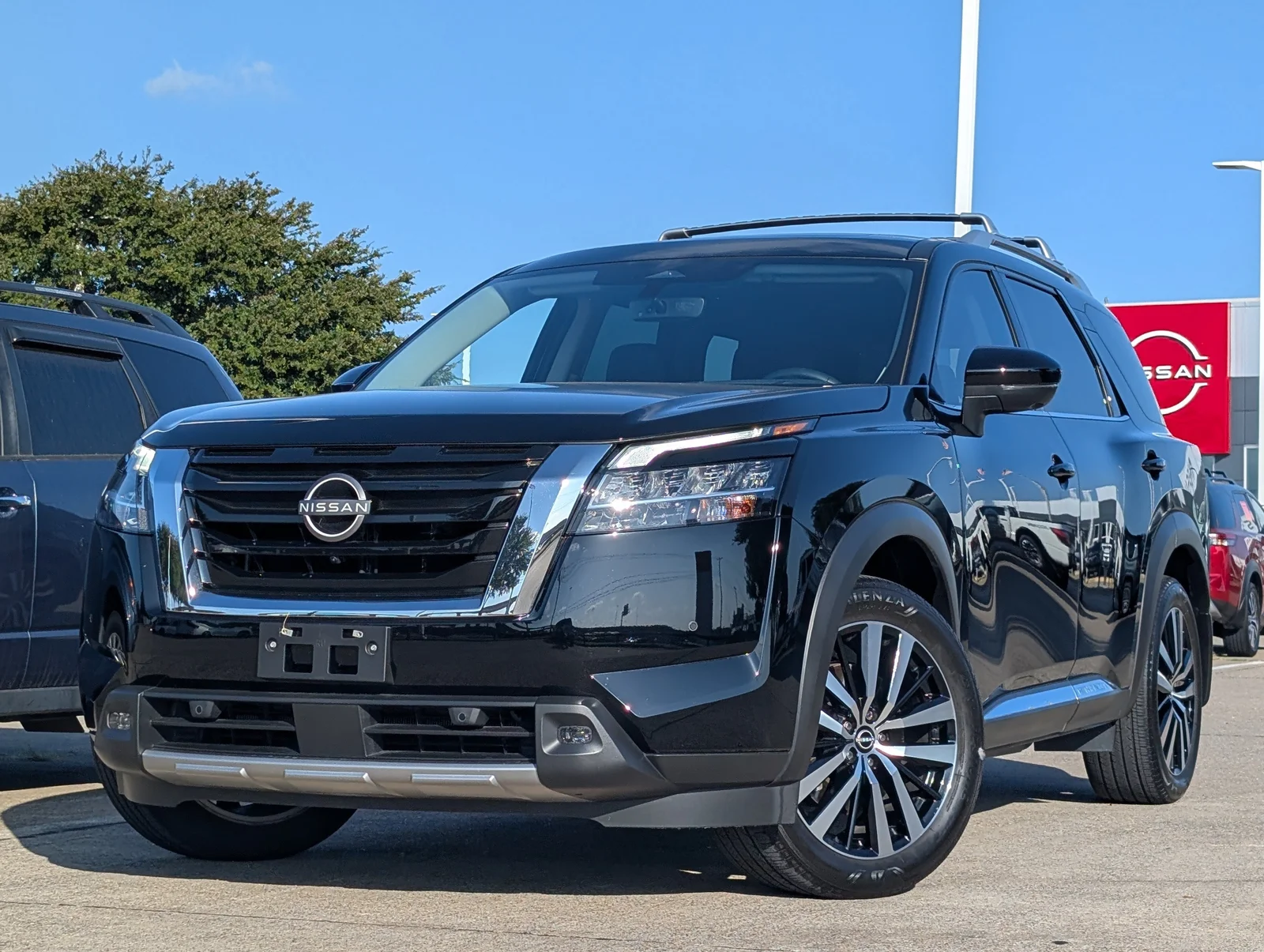 Nissan-Pathfinder-1