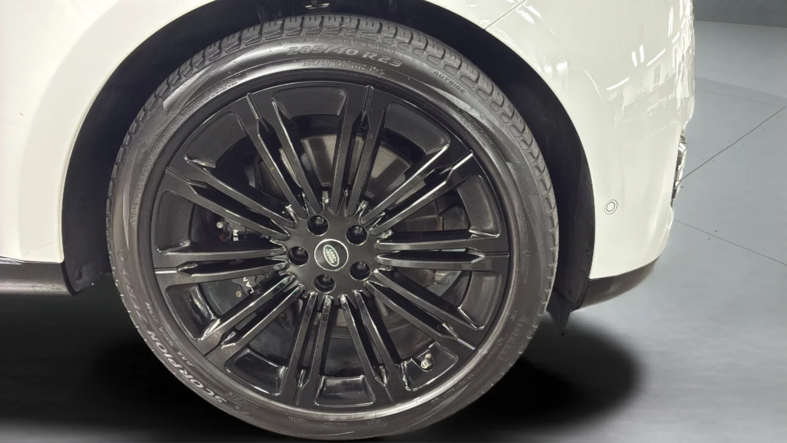 Land Rover-Range Rover-29