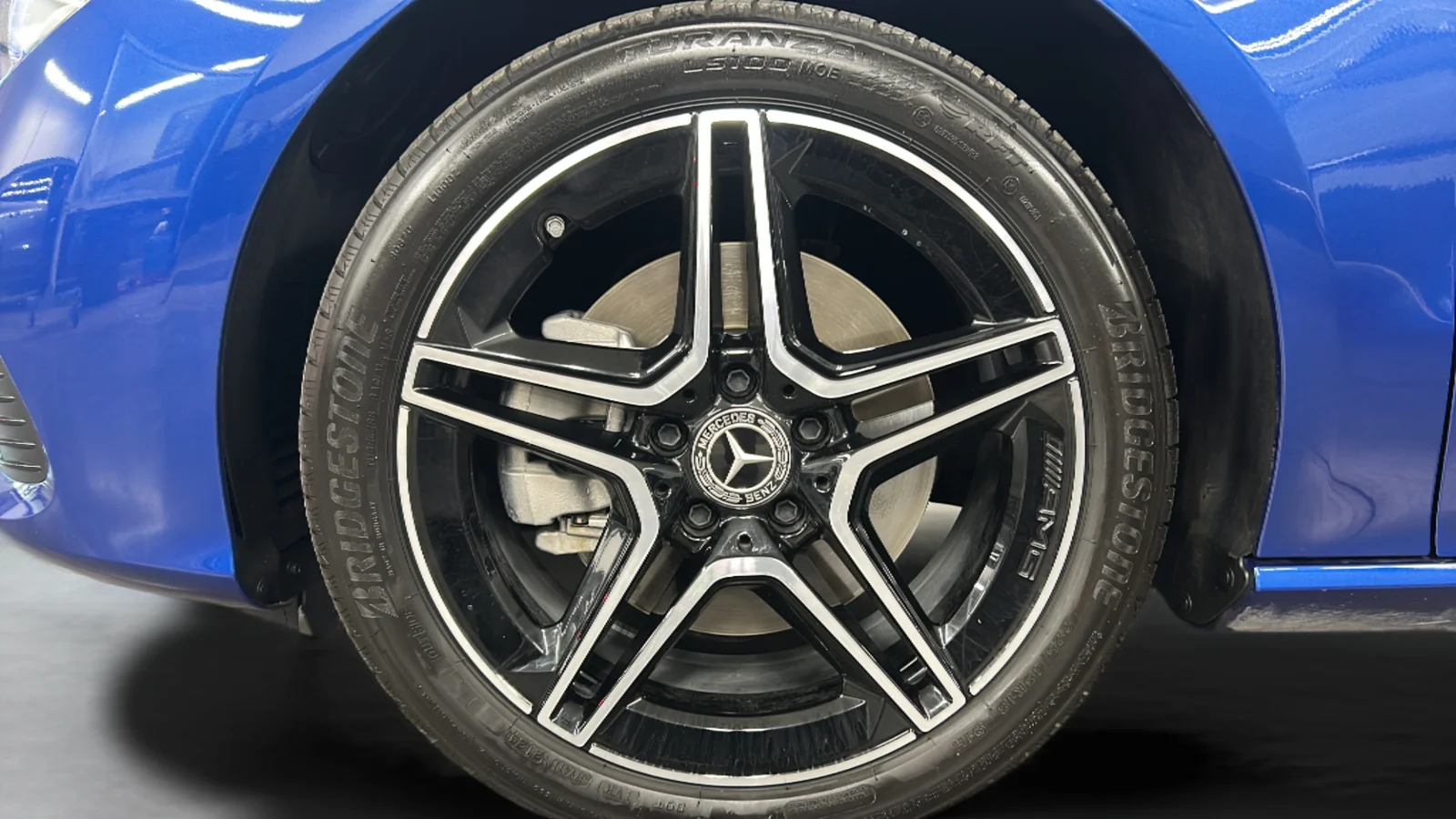 Mercedes-Benz-CLA-40