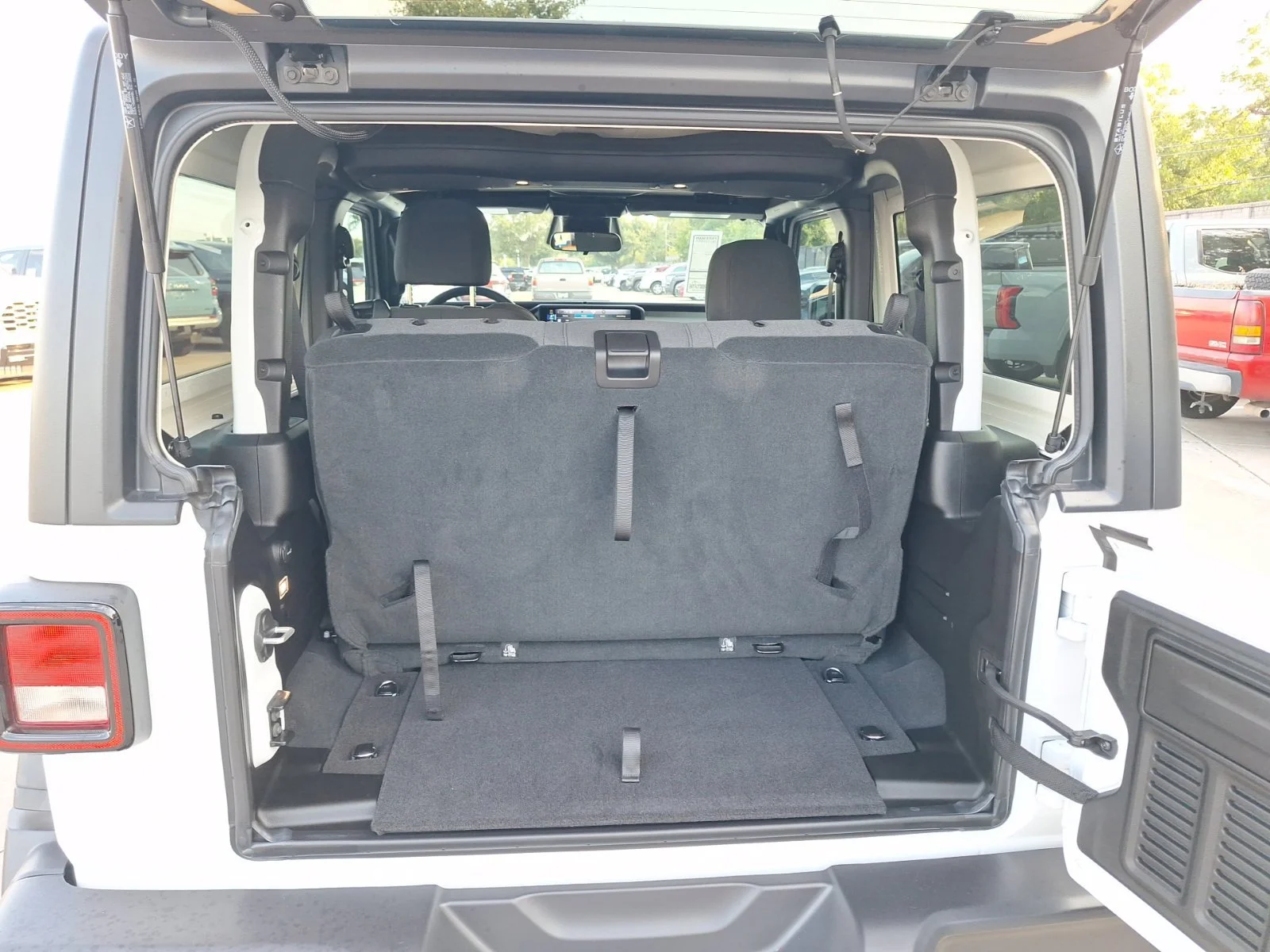 Jeep-Wrangler-34