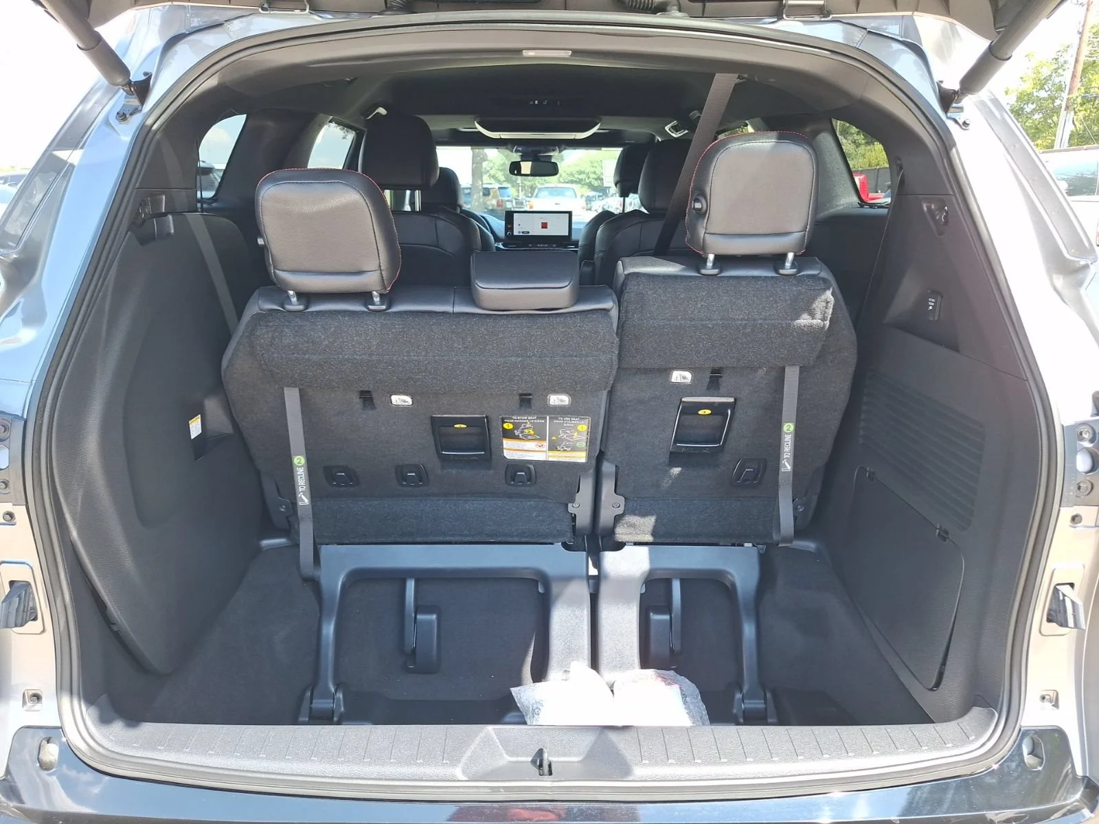 Toyota-Sienna-36
