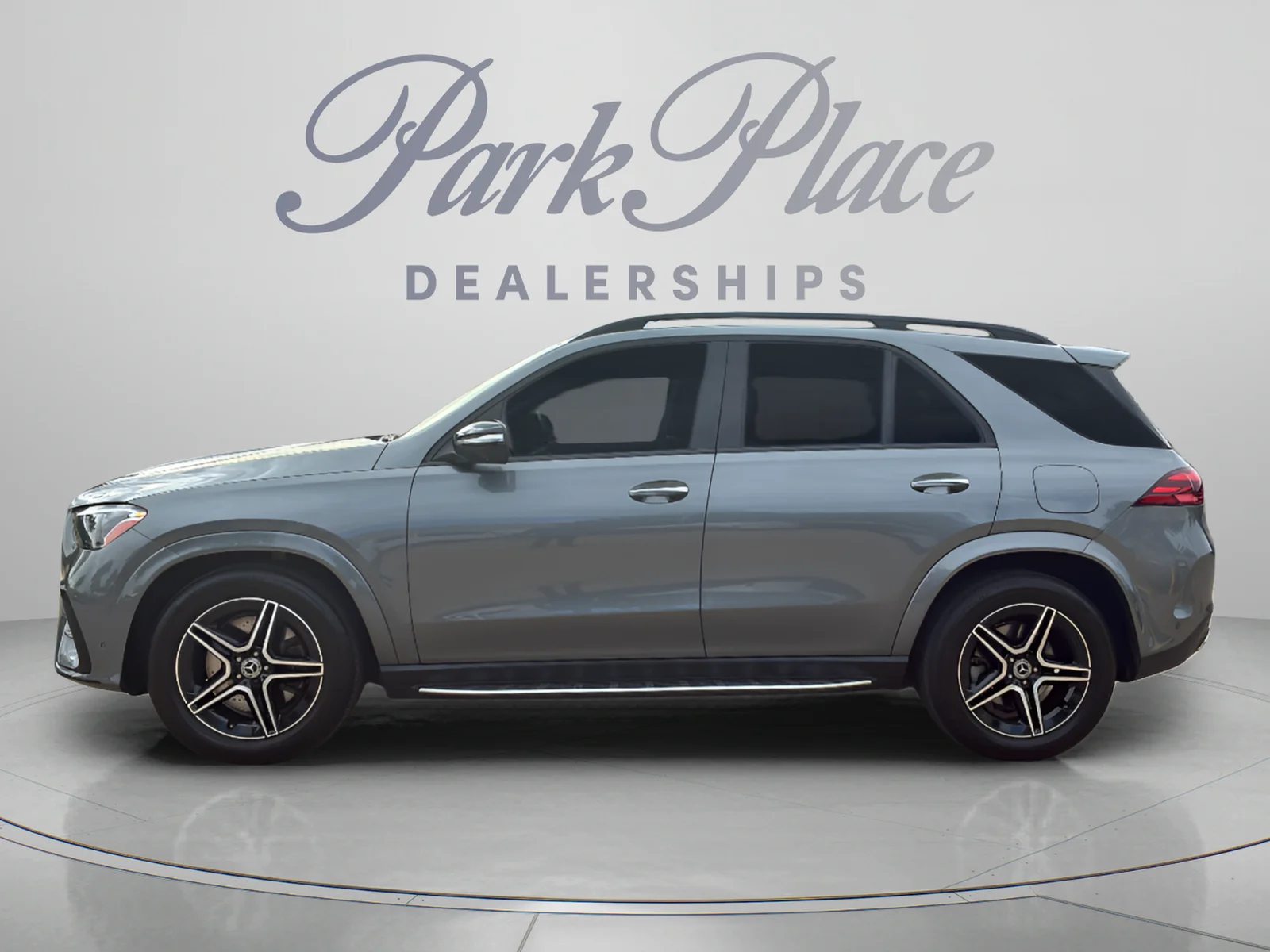 Mercedes-Benz-GLE-1