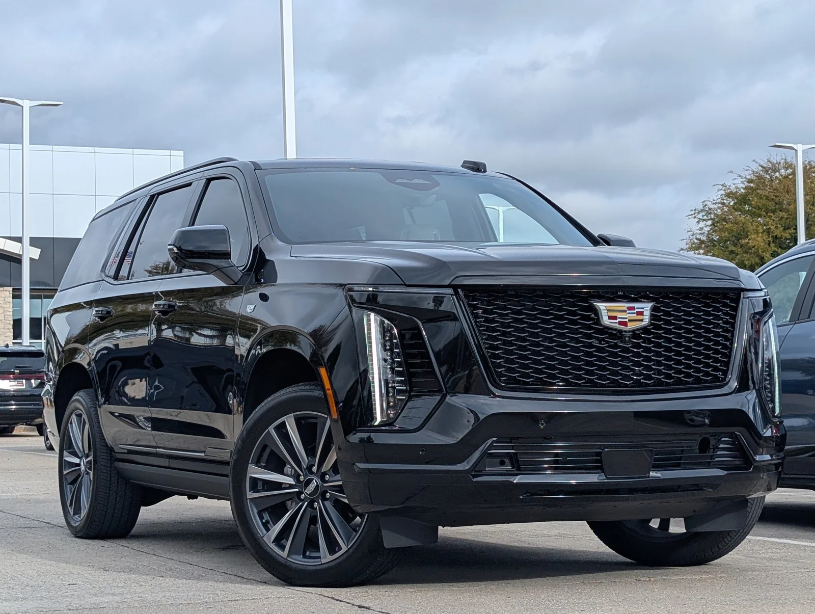 Cadillac-Escalade-1