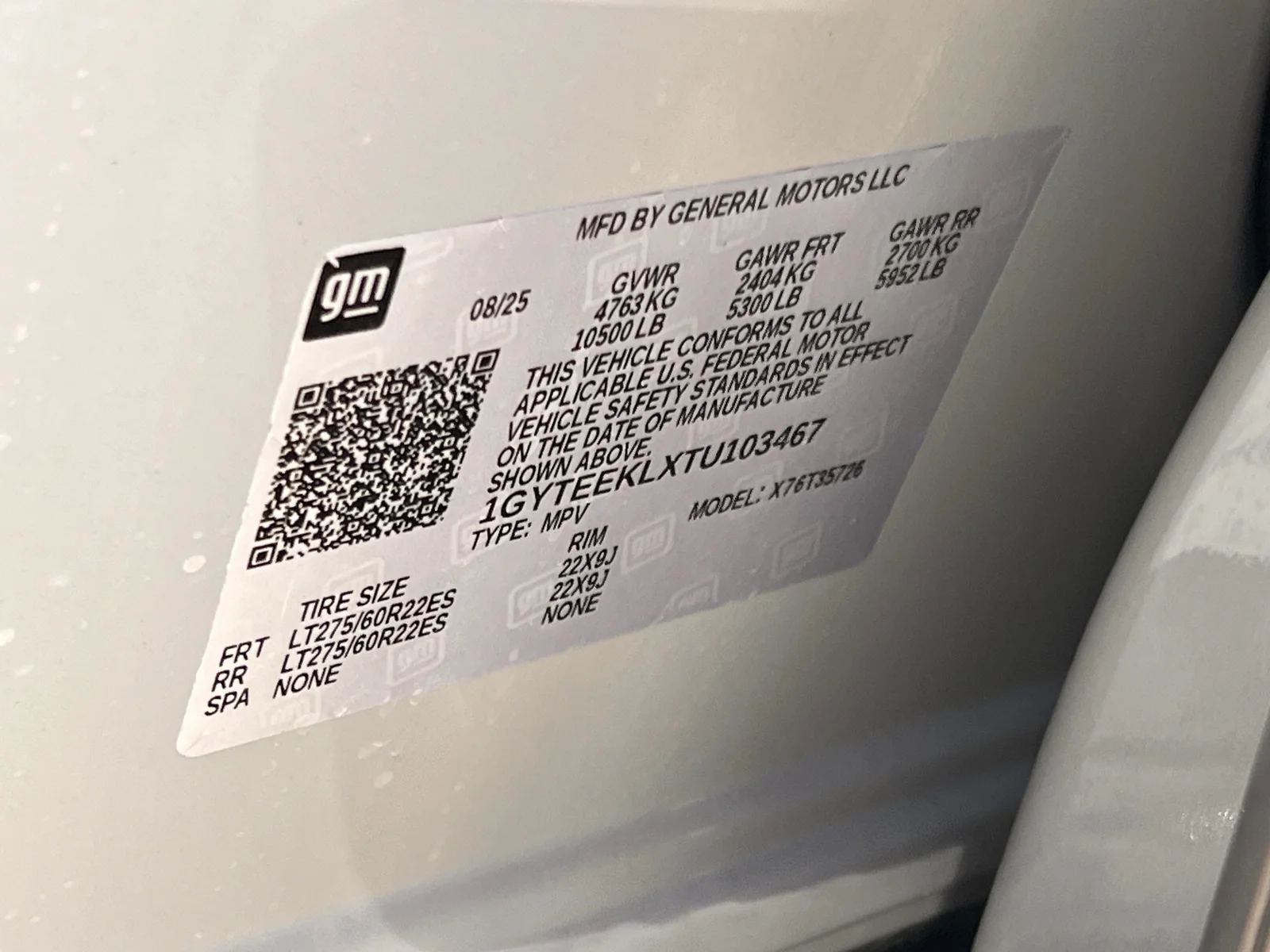 Cadillac-Escalade IQ-26