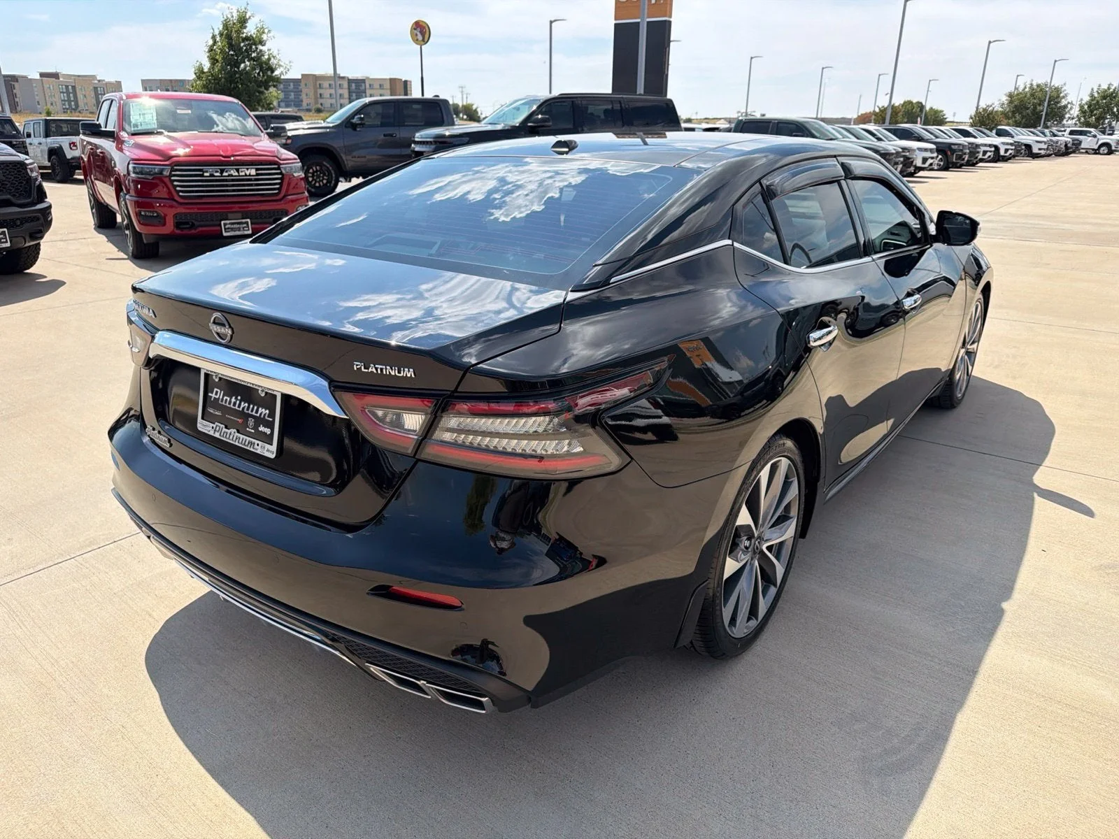 Nissan-Maxima-4