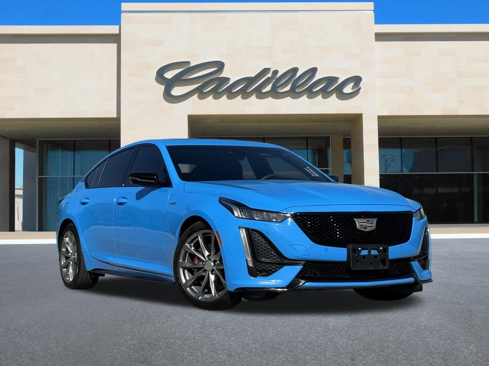 Cadillac-Ct5-V-1