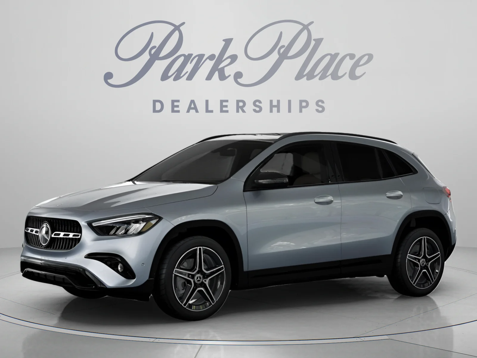 Mercedes-Benz-GLA-1