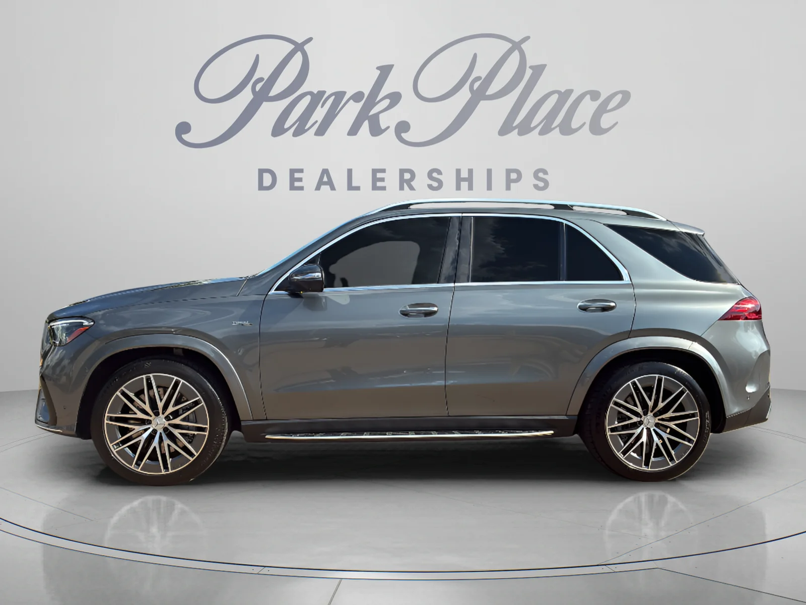 Mercedes-Benz-GLE-1