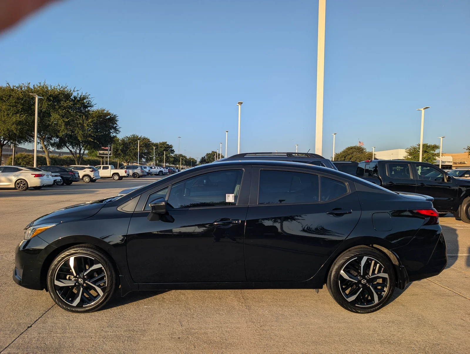 Nissan-Versa-2