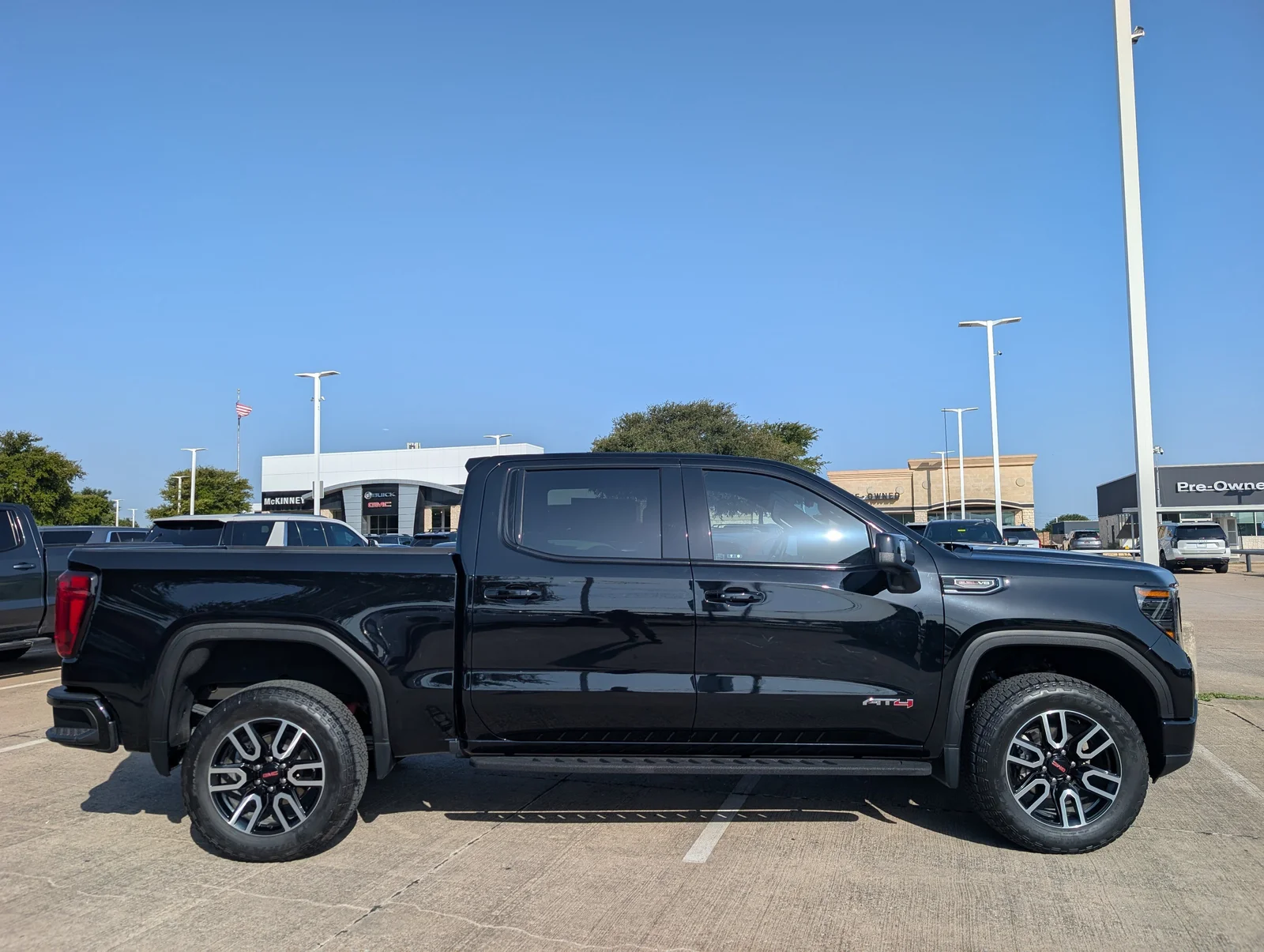 GMC-Sierra 1500-2