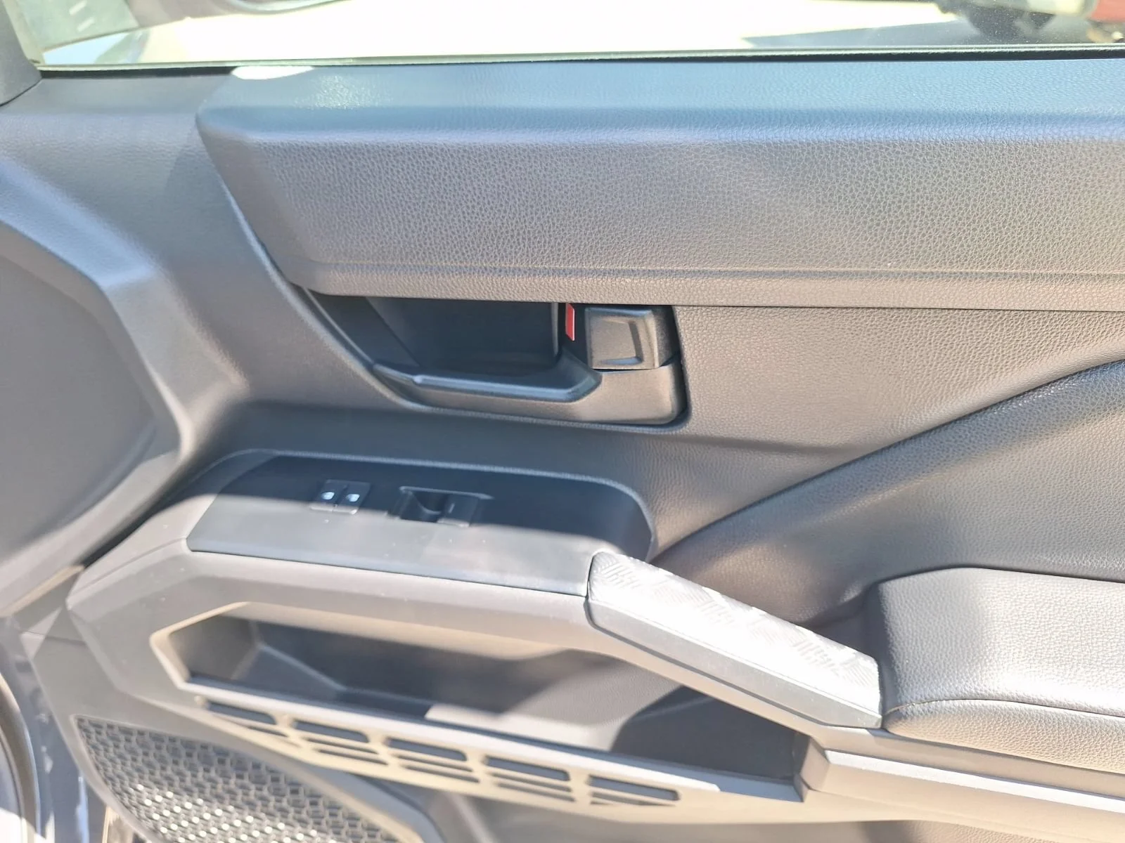 Toyota-Tacoma 2WD-31