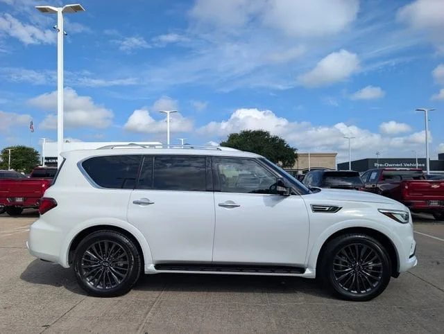 INFINITI-QX80-2