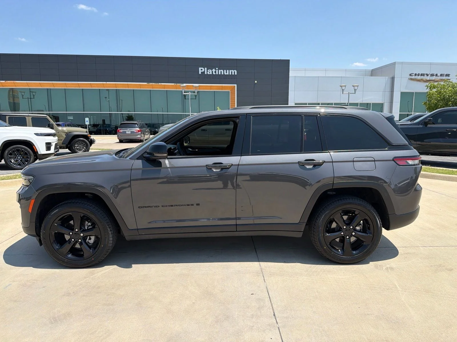 Jeep-Grand Cherokee-1
