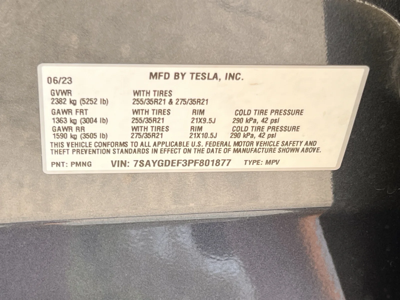 Tesla-Model Y-29