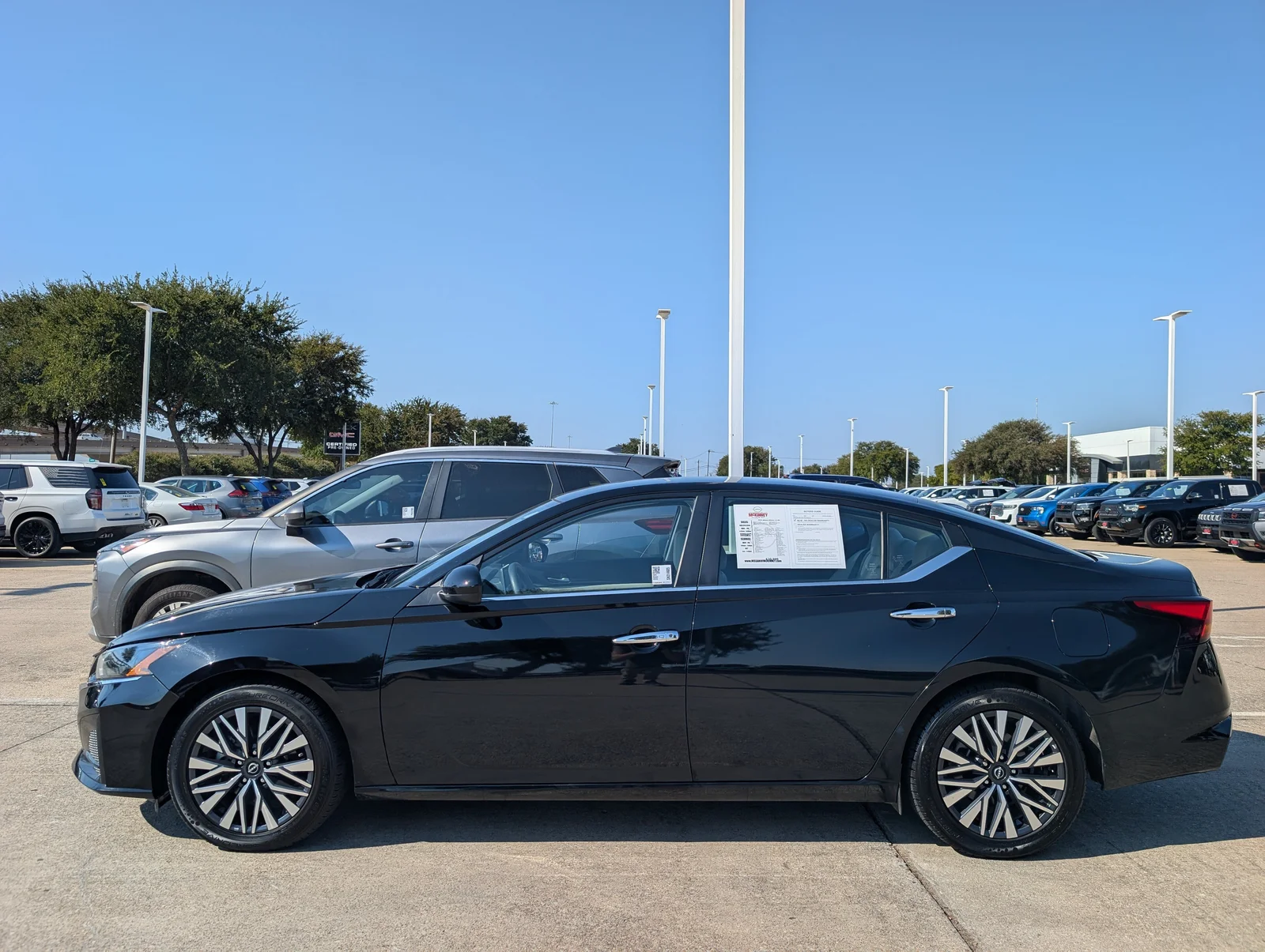 Nissan-Altima-2