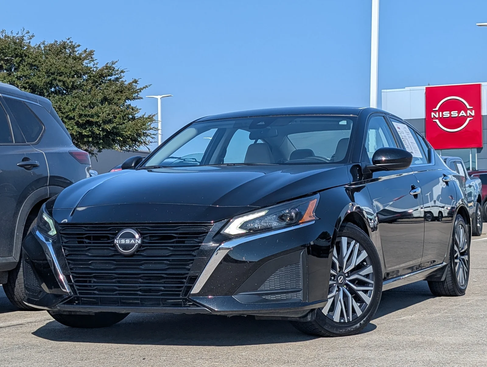 Nissan-Altima-1