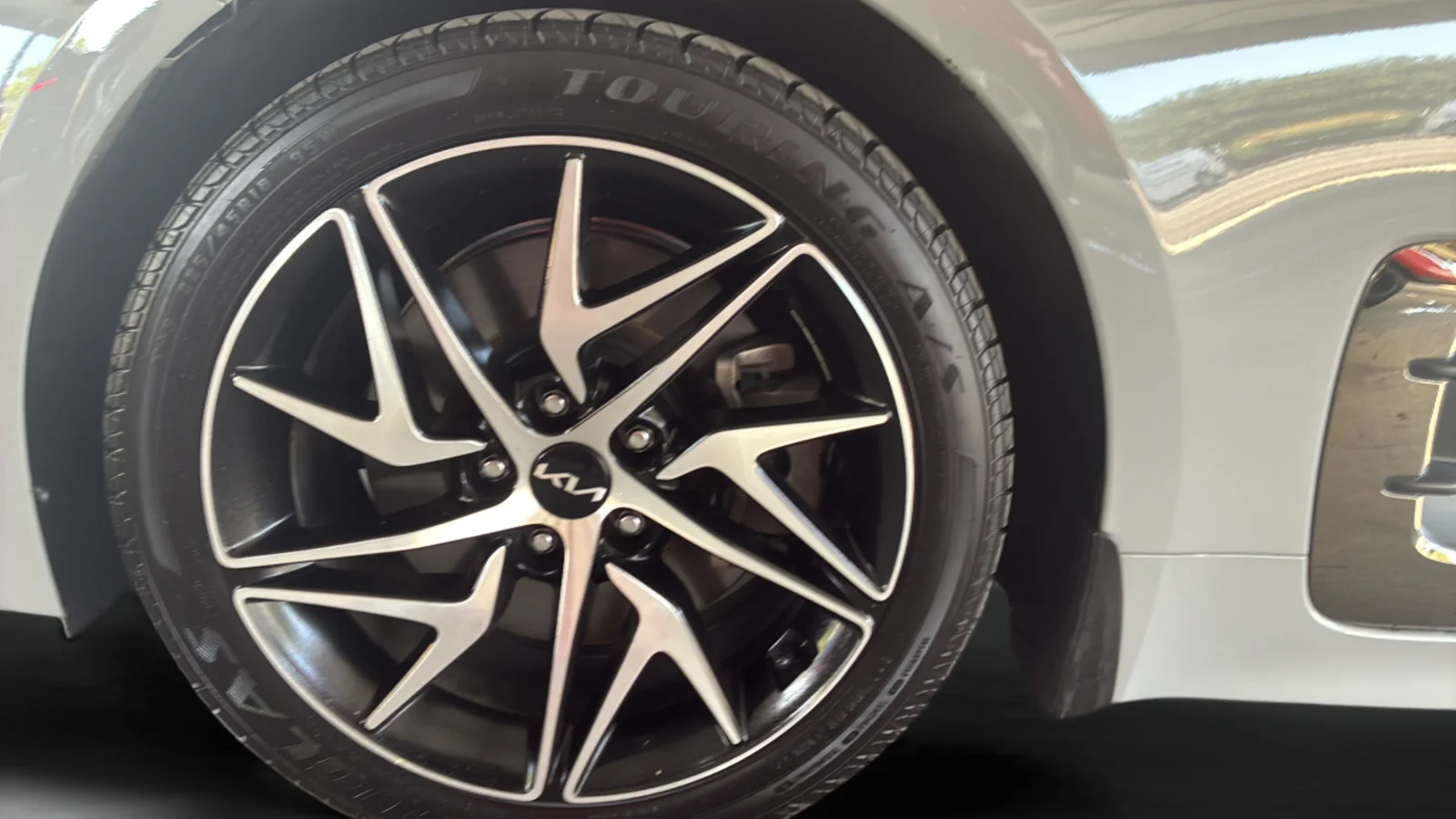 Kia-Stinger-29
