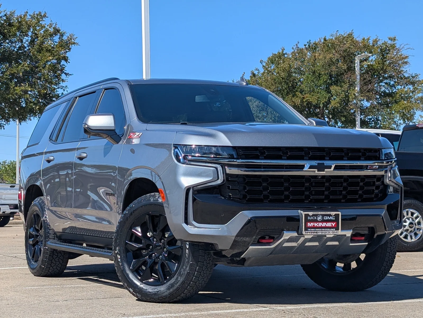 Chevrolet-Tahoe-1