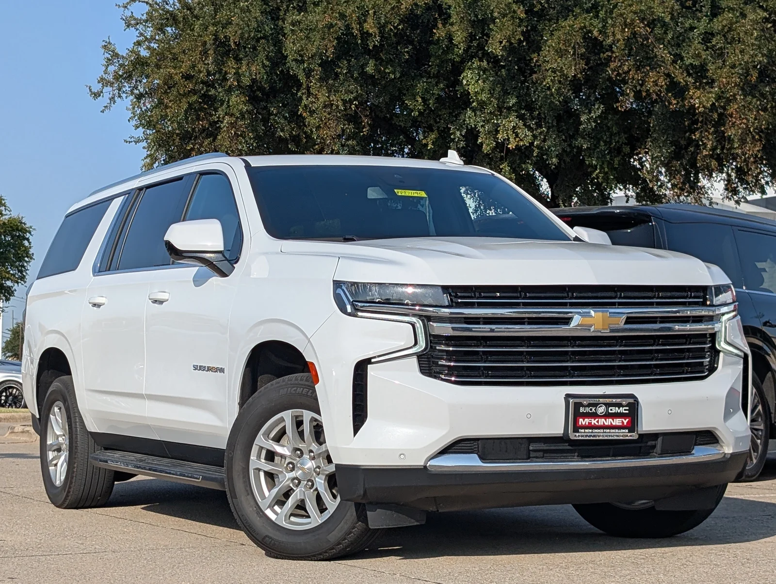 Chevrolet-Suburban-1