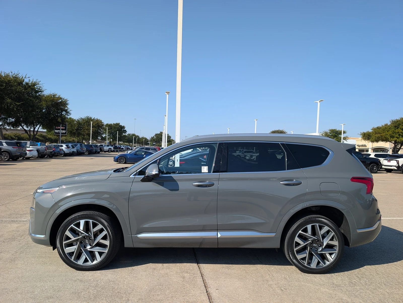 Hyundai-Santa Fe-2