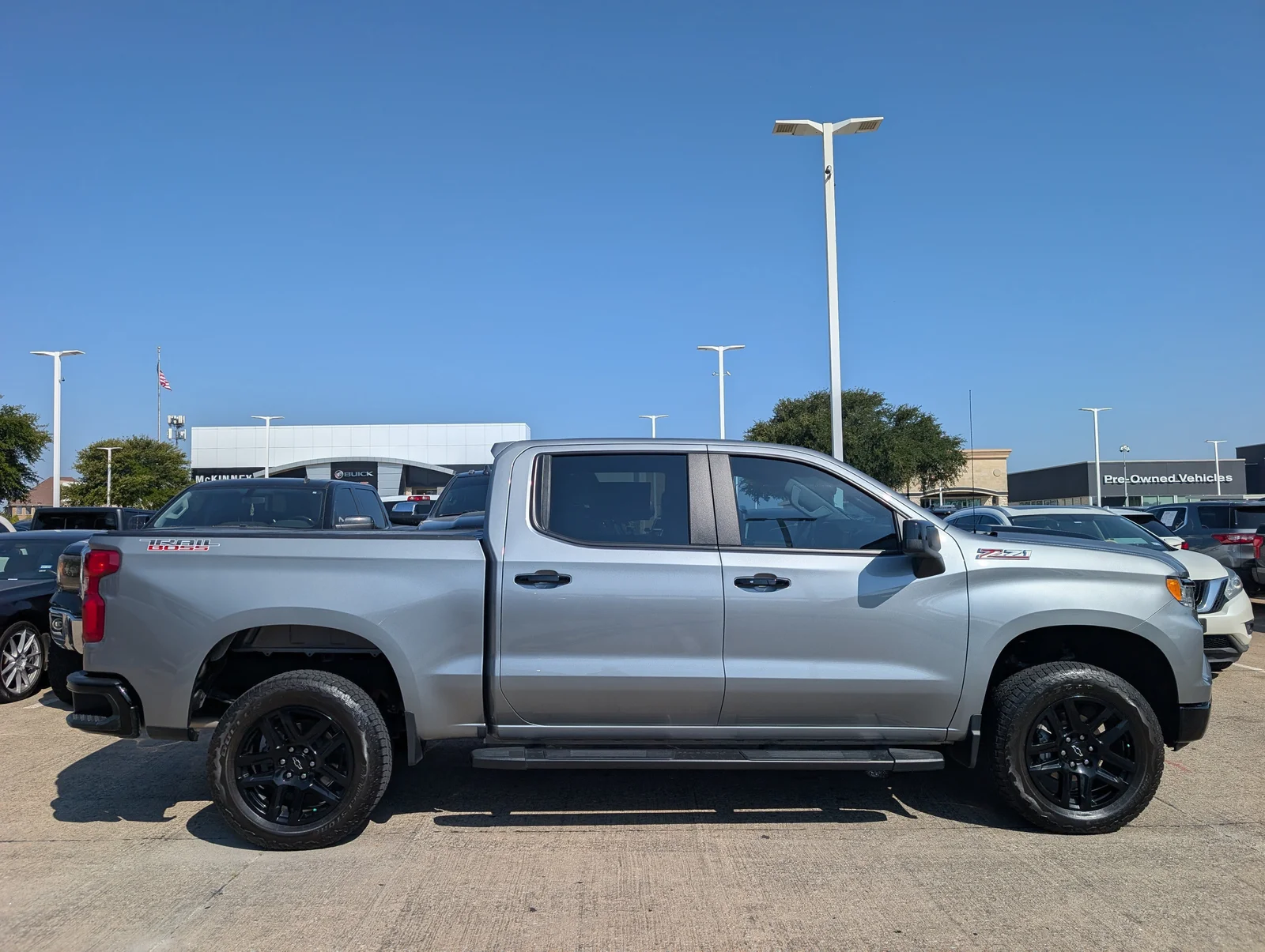 Chevrolet-Silverado 1500-2