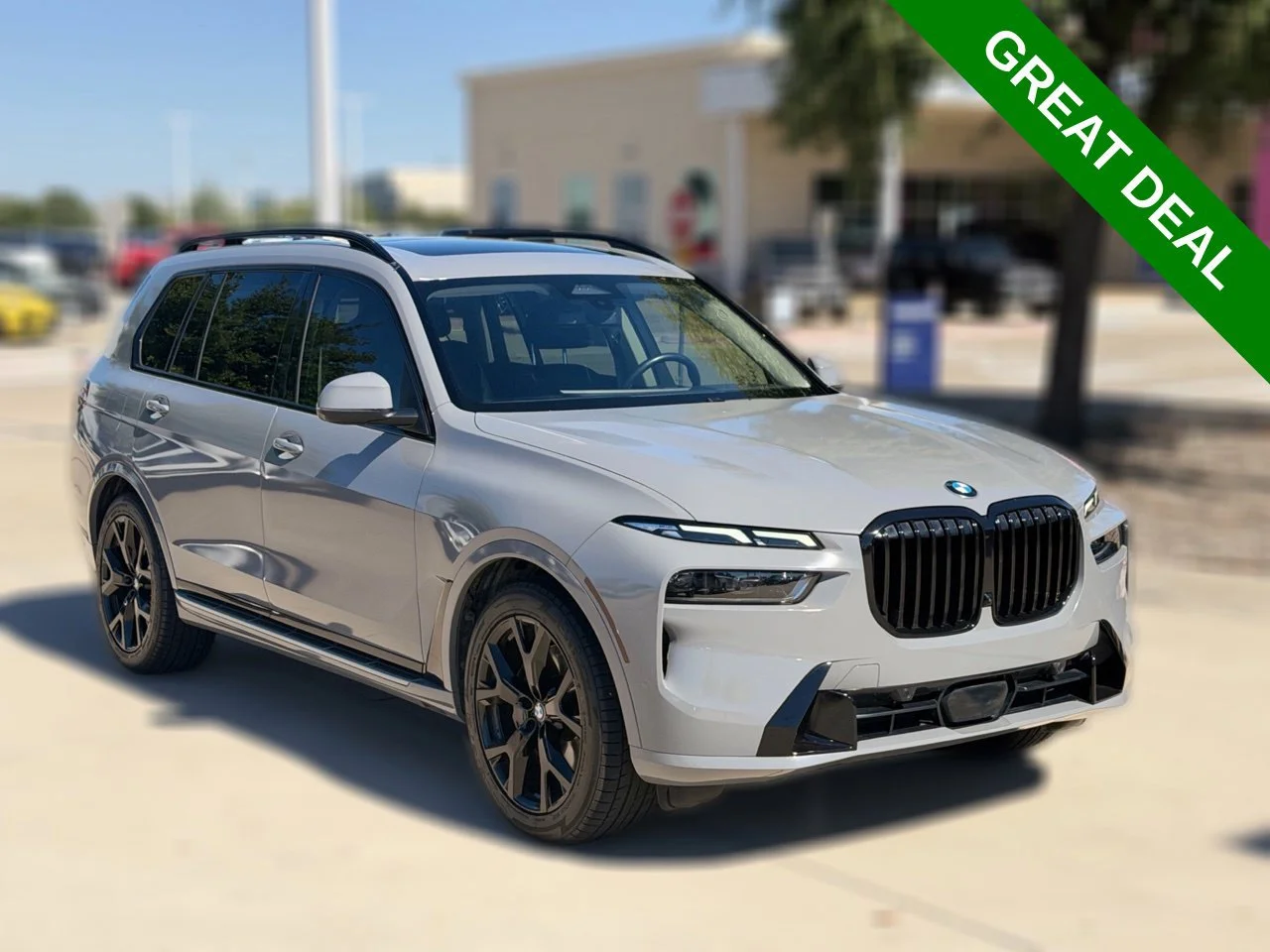BMW-X7-1