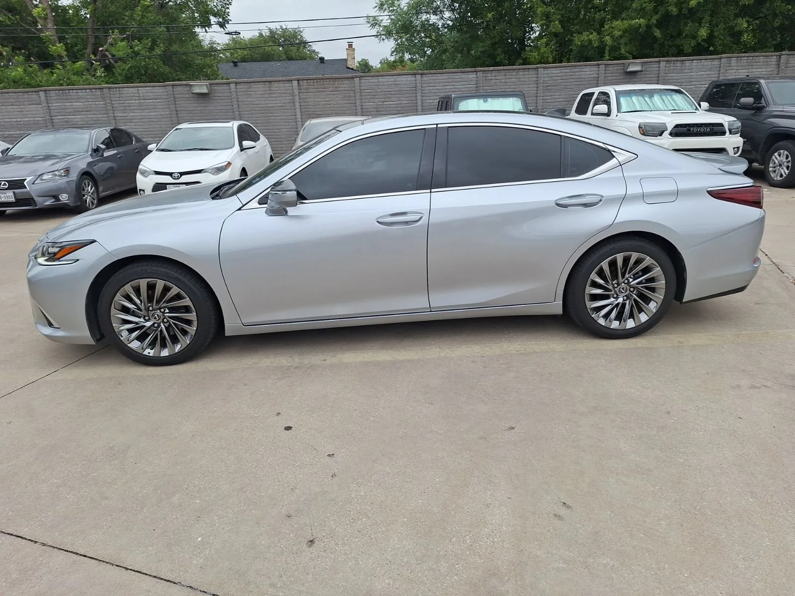 Lexus-ES-2