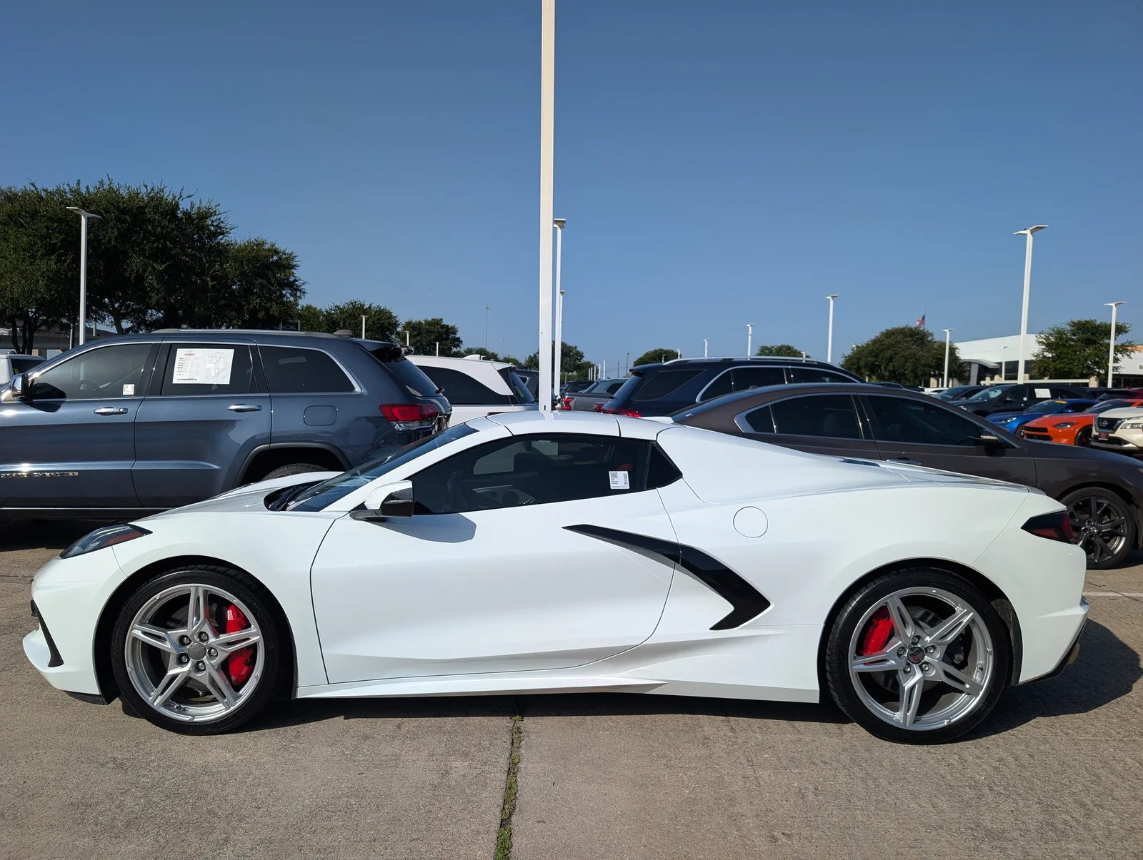 Chevrolet-Corvette-2