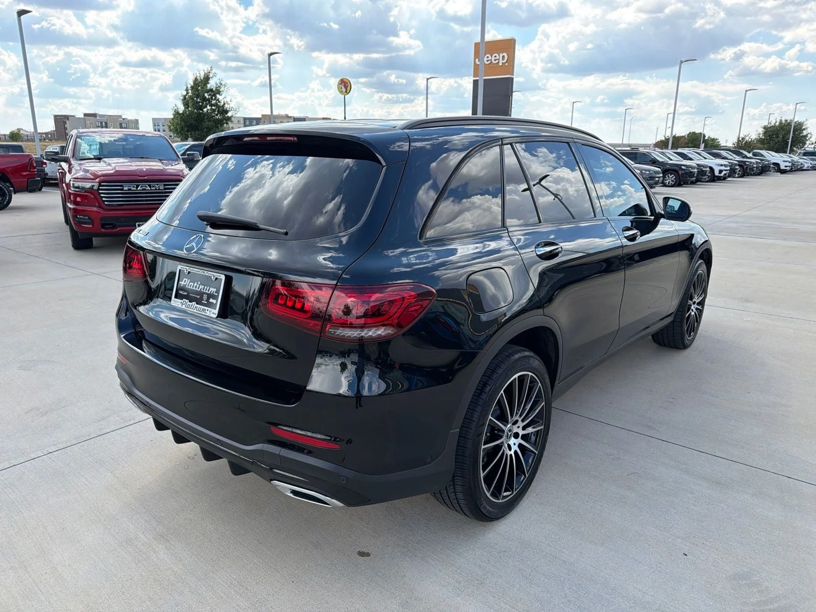 Mercedes-Benz-Glc 300-4
