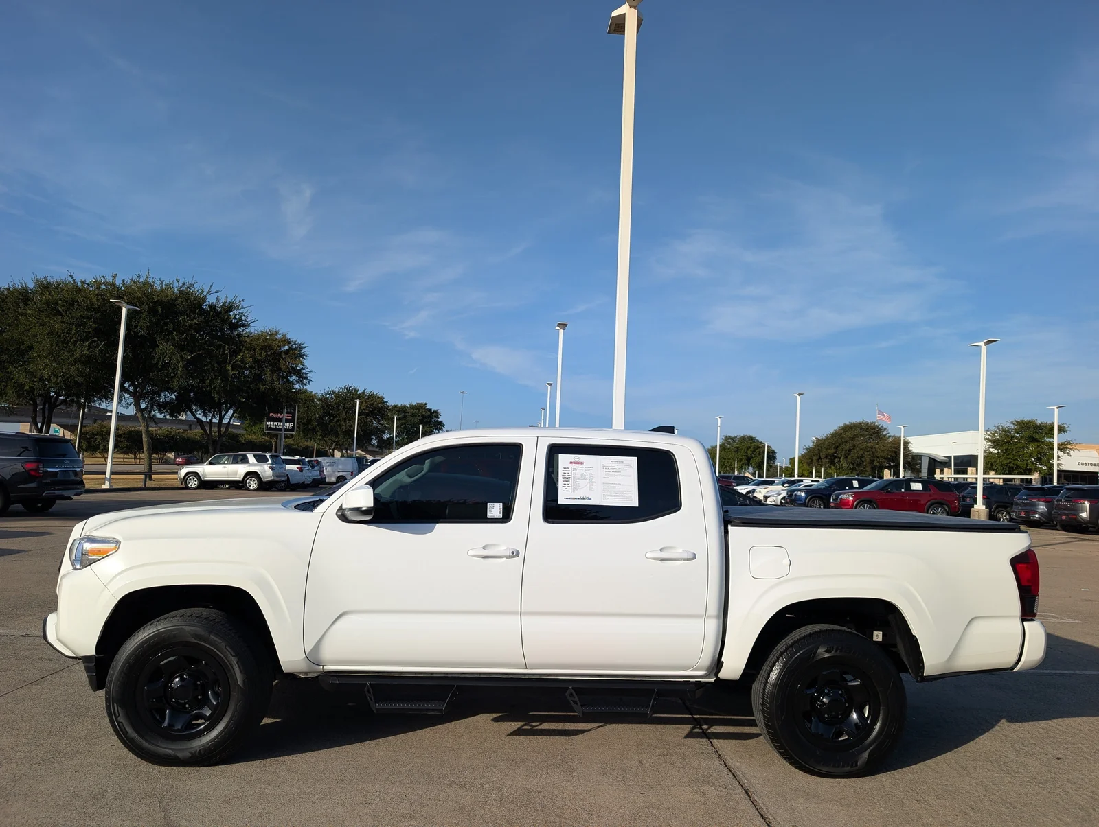 Toyota-Tacoma 4WD-2