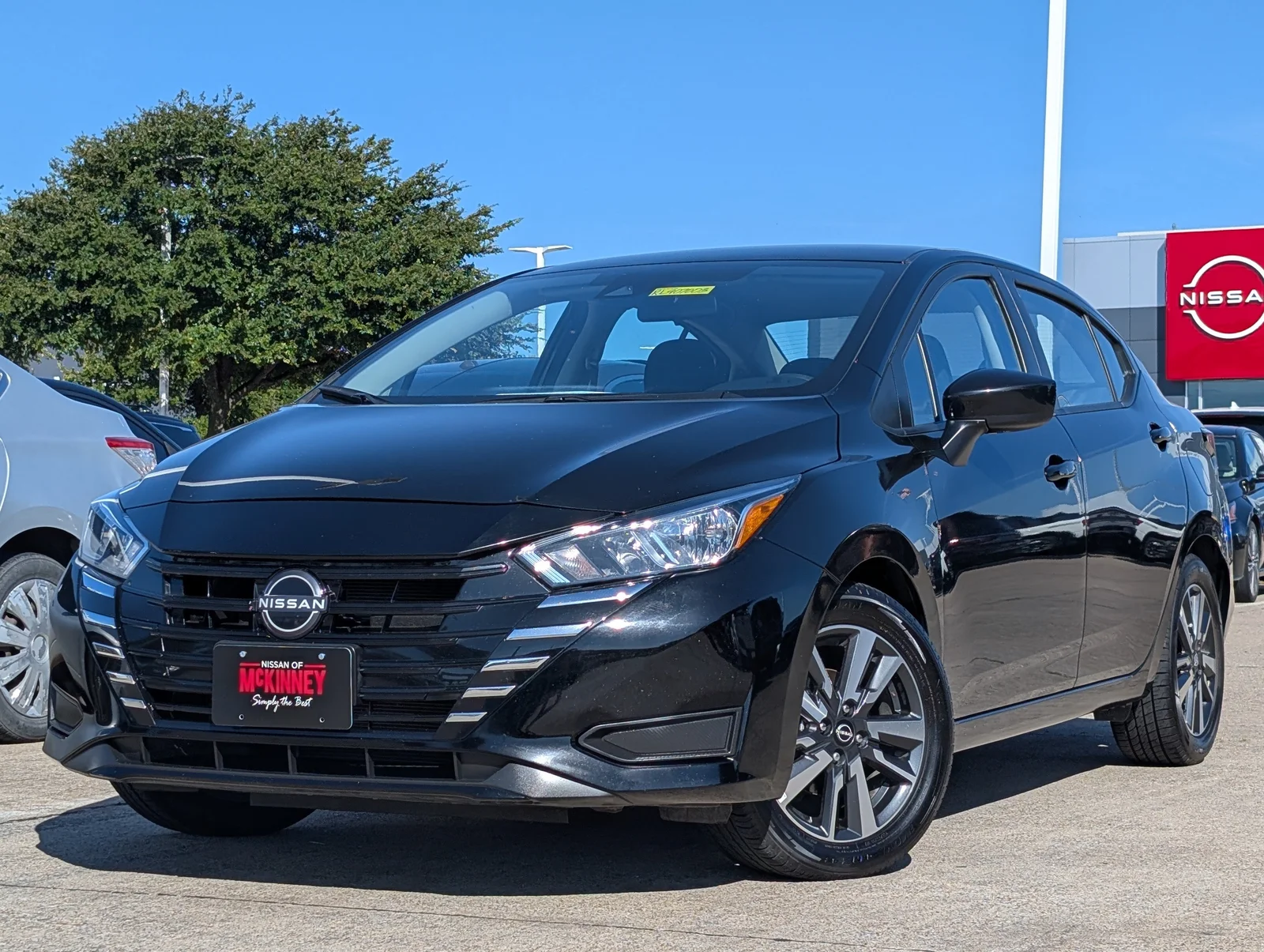 Nissan-Versa-1