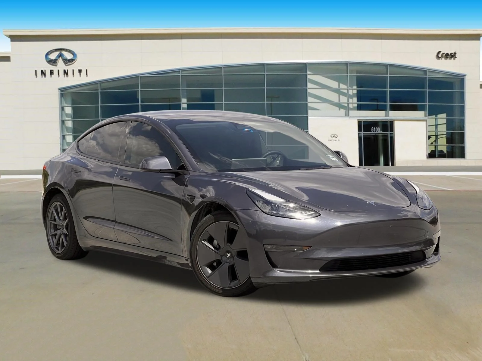Tesla-Model 3-1