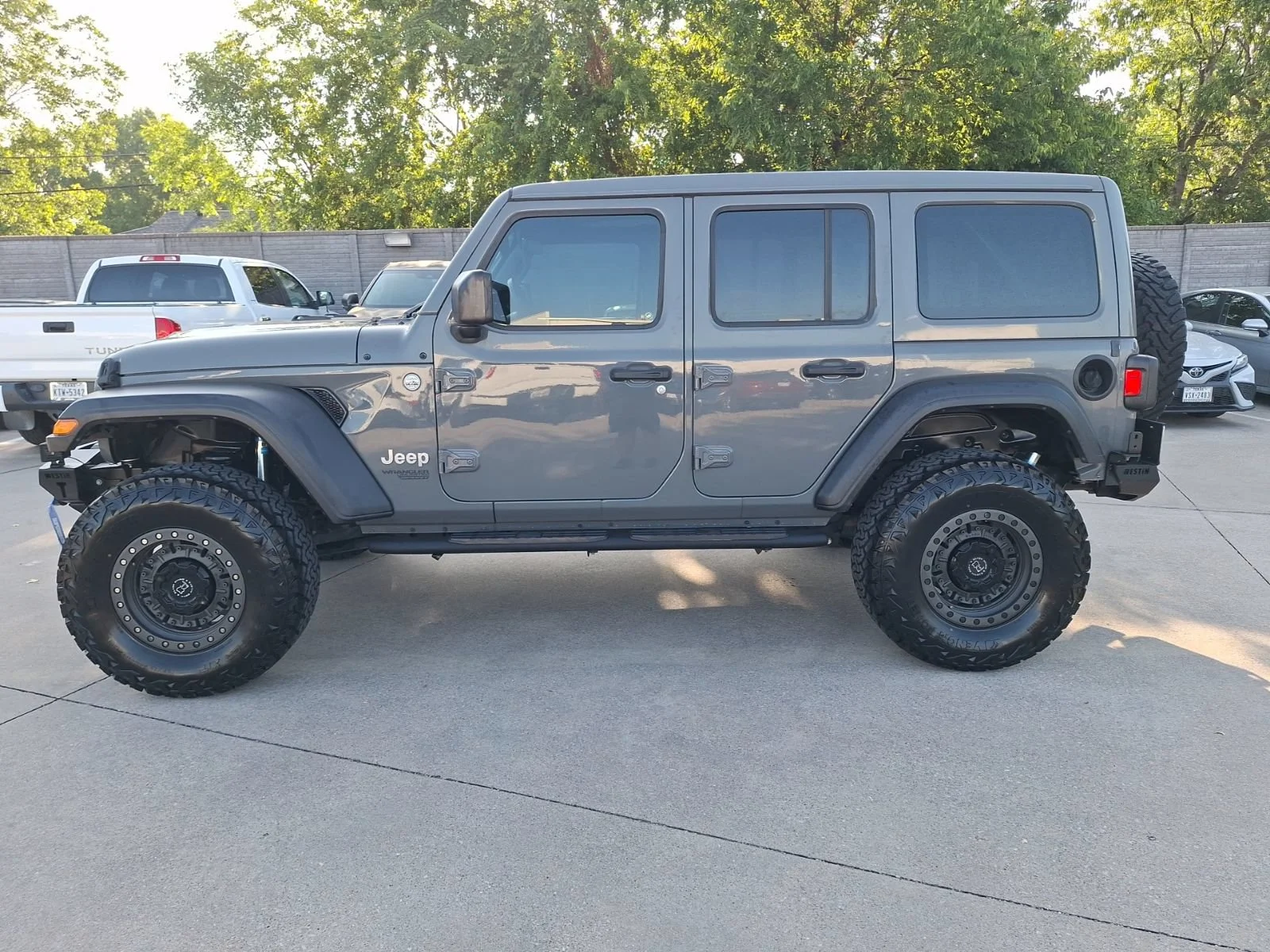 Jeep-Wrangler-2