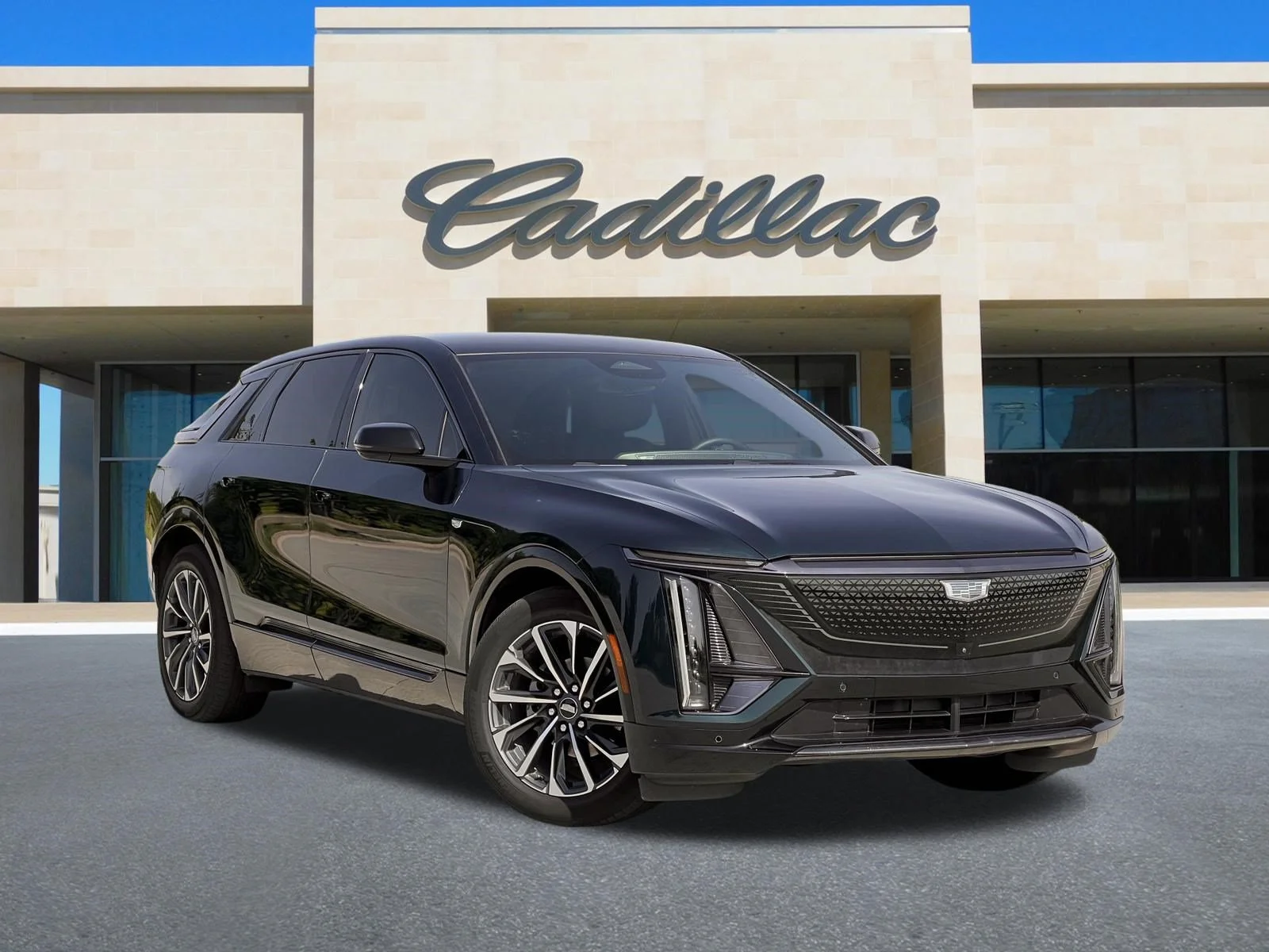 Cadillac-LYRIQ-1