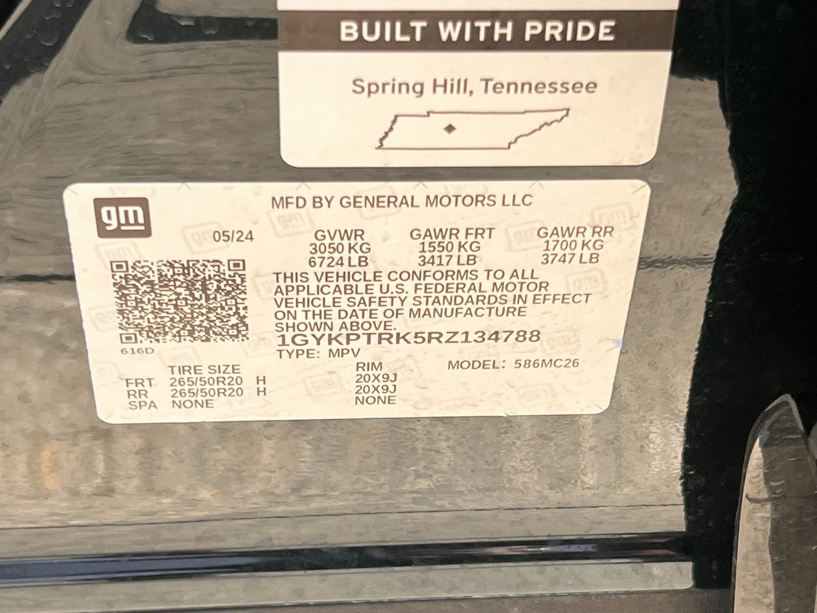 Cadillac-LYRIQ-26