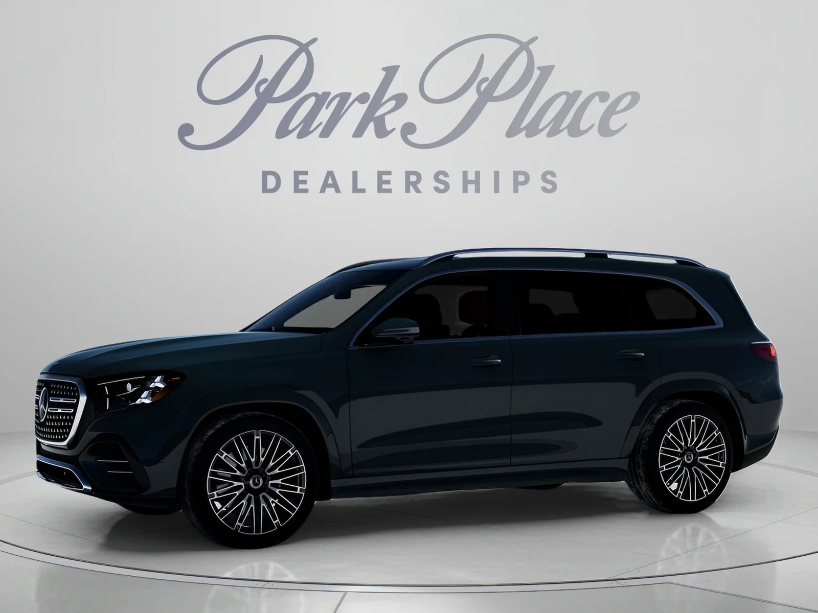 Mercedes-Benz-GLS-2
