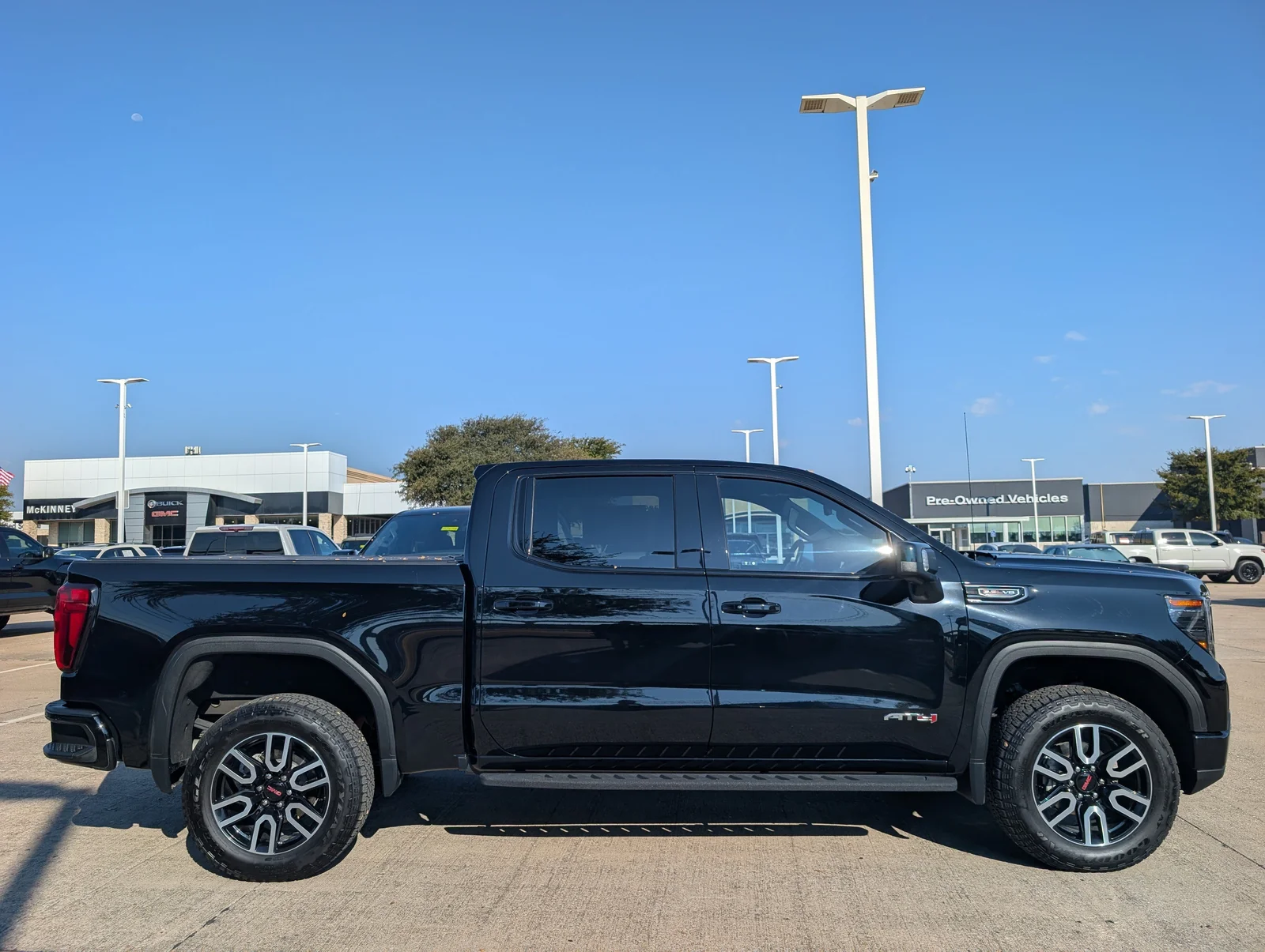 GMC-Sierra 1500-2
