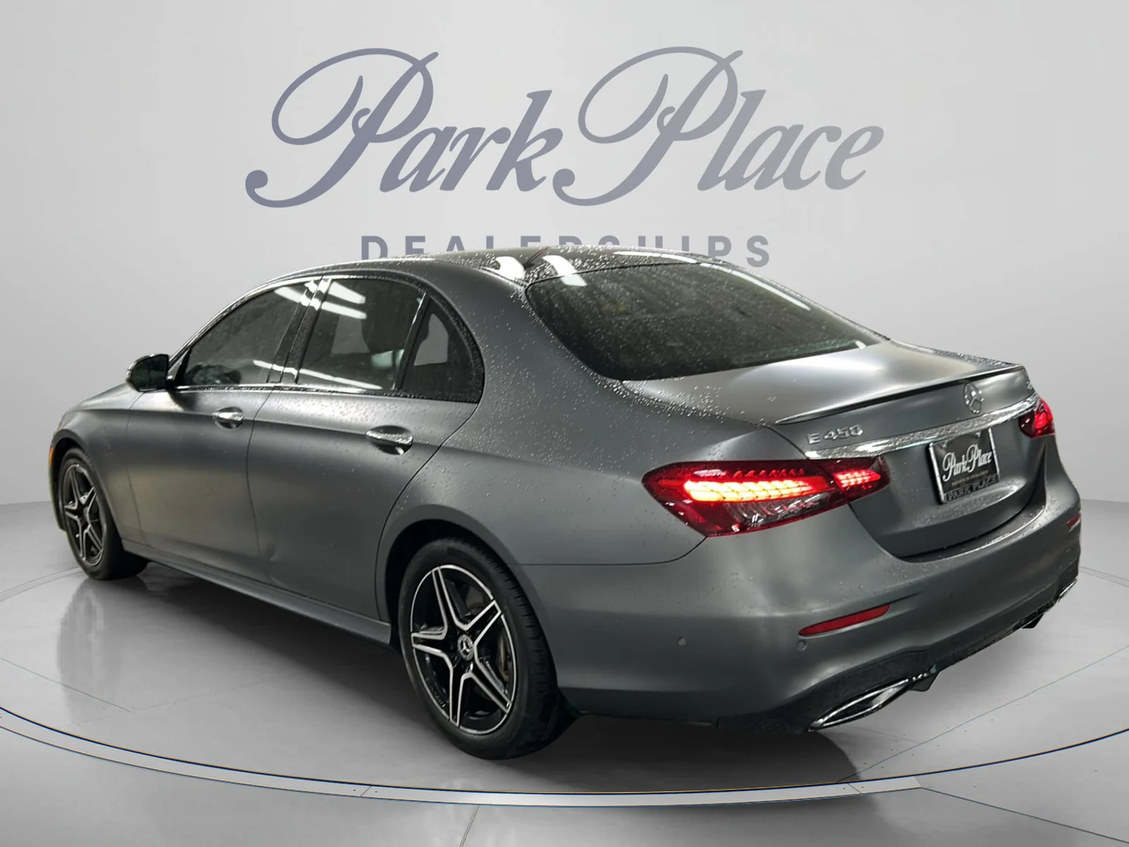 Mercedes-Benz-E-Class-2