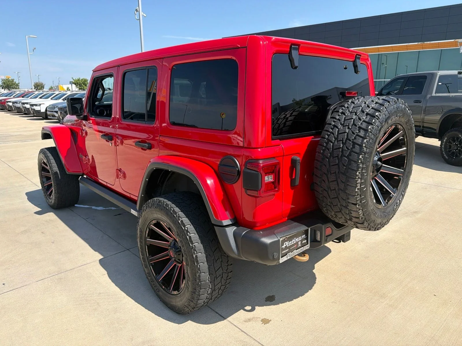 Jeep-Wrangler Unlimited-2