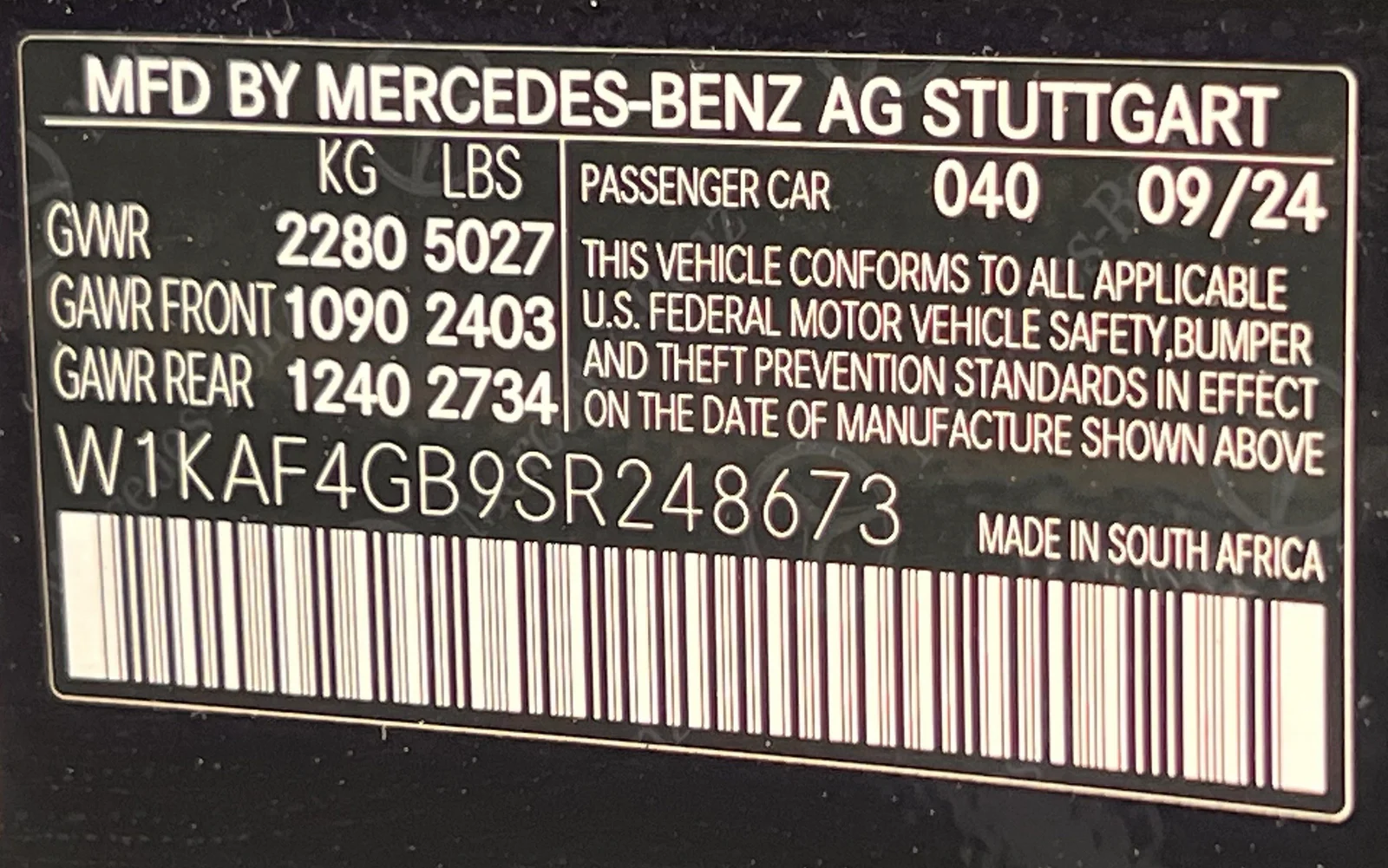 Mercedes-Benz-C-Class-29