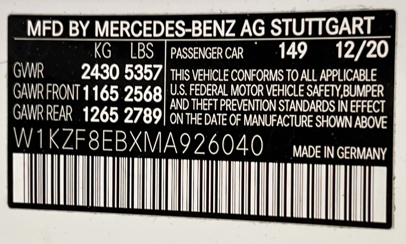 Mercedes-Benz-E-Class-29
