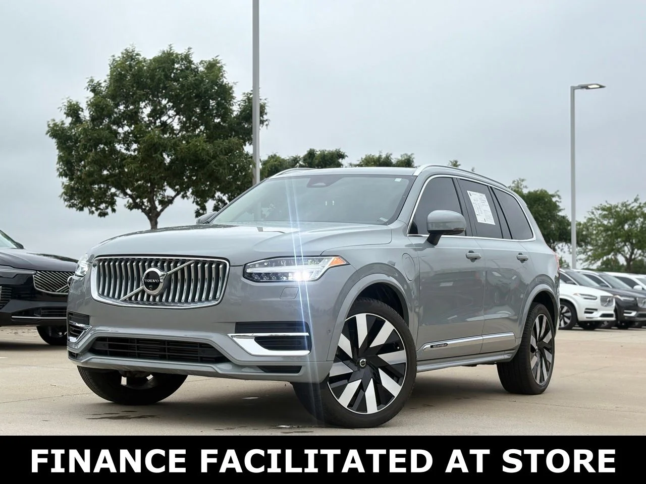 Volvo-Xc90 Recharge Plug-In Hybrid-1